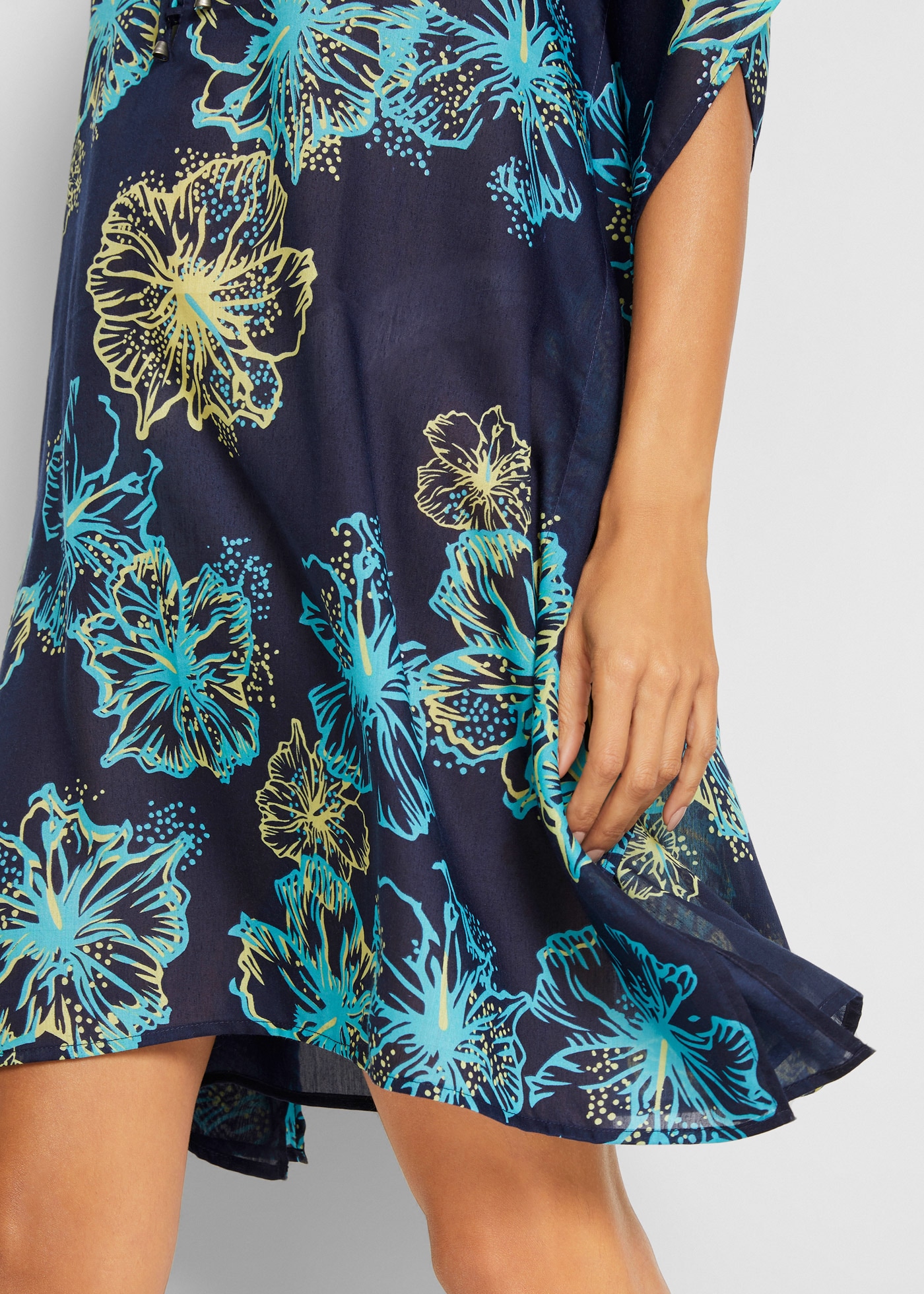 bonprix Robe tunique mit transparentem Stoff, mit tiefem V-Ausschnitt, weicher Griff