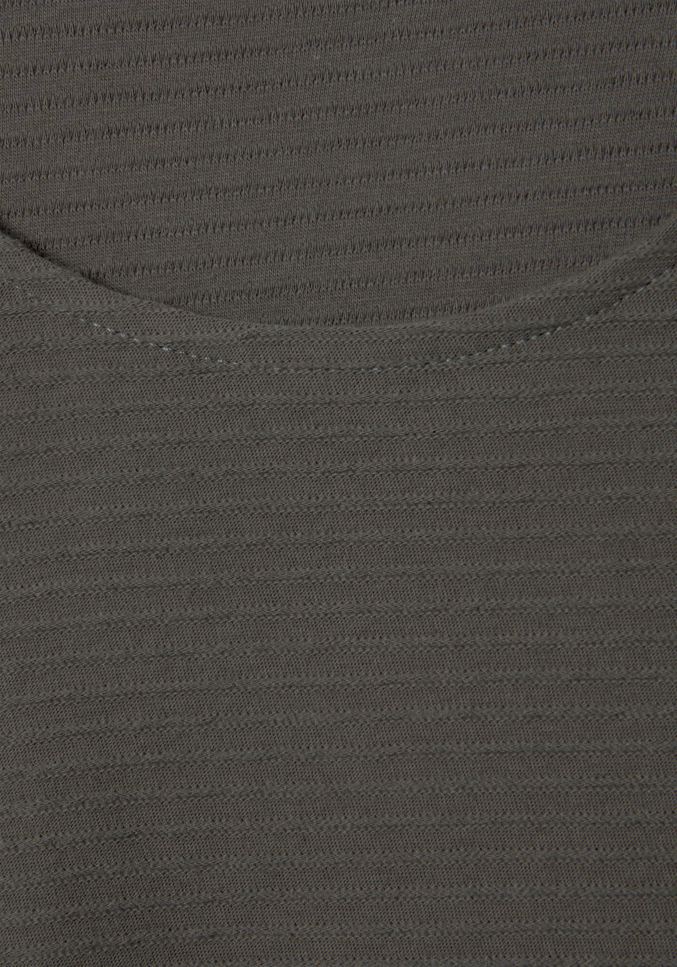 LASCANA Langarmshirt »mit Streifenstruktur«, aus weicher Baumwoll-Qualität