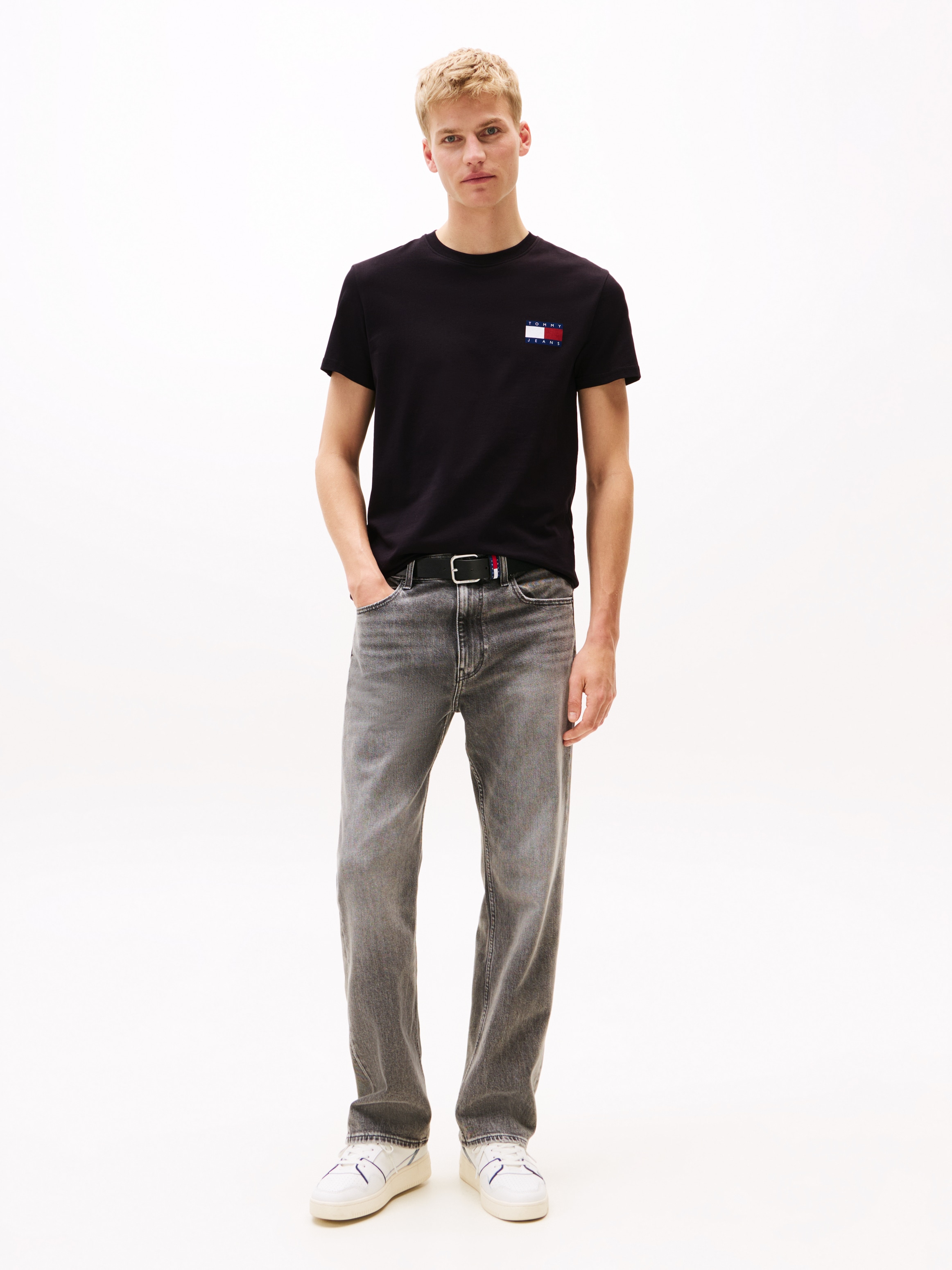 Tommy Jeans T-Shirt »TJM SLIM 2PACK ESS FLAG TEE«, (2 tlg.)