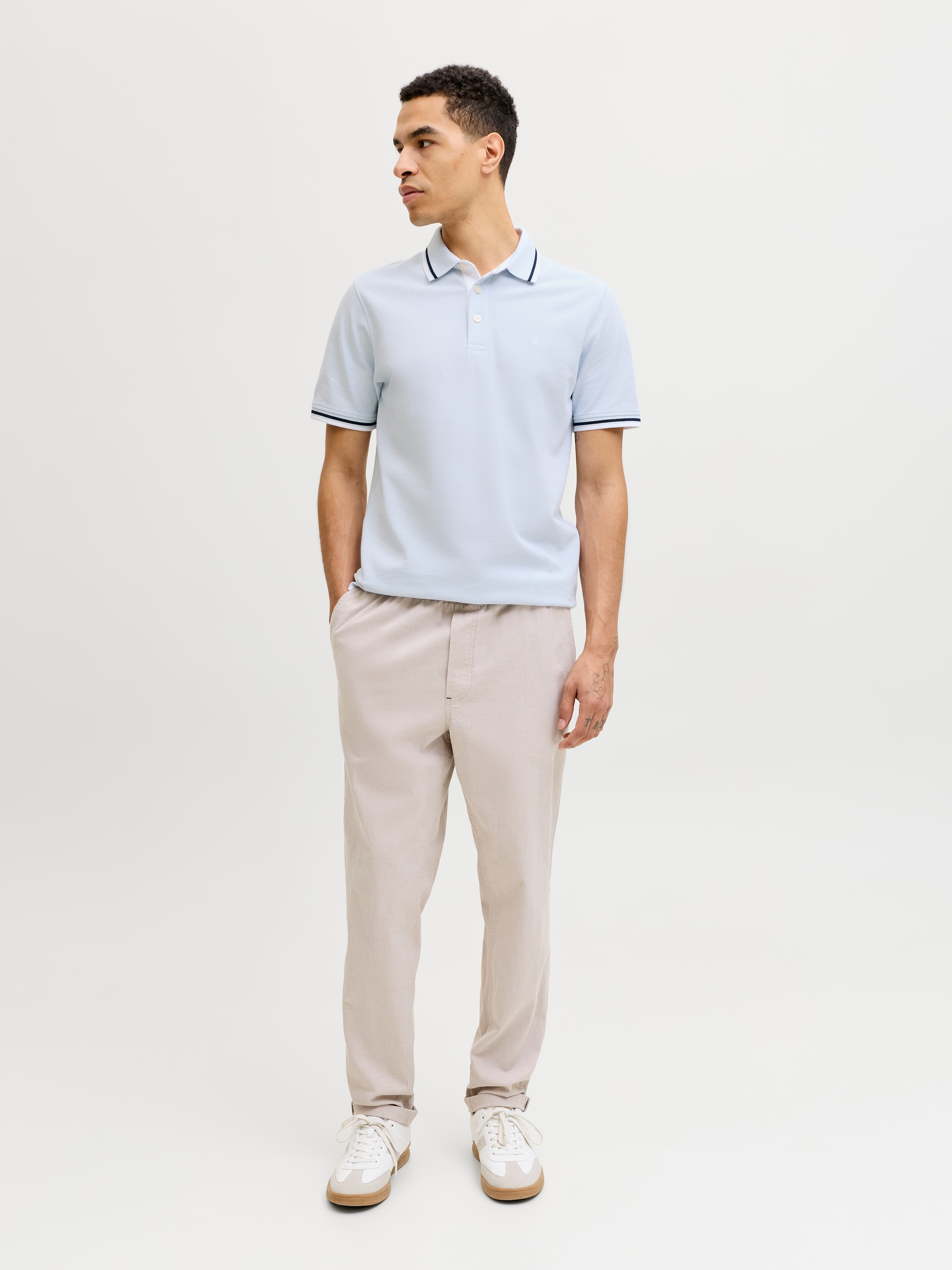 Jack & Jones Polo »JJEPAULOS im Doppelpack mit Logostickerei und Komfort« Paquet, pack de 2, 2 pièces uni avec insert de couleur, à la mode, slim, coton, col polo
