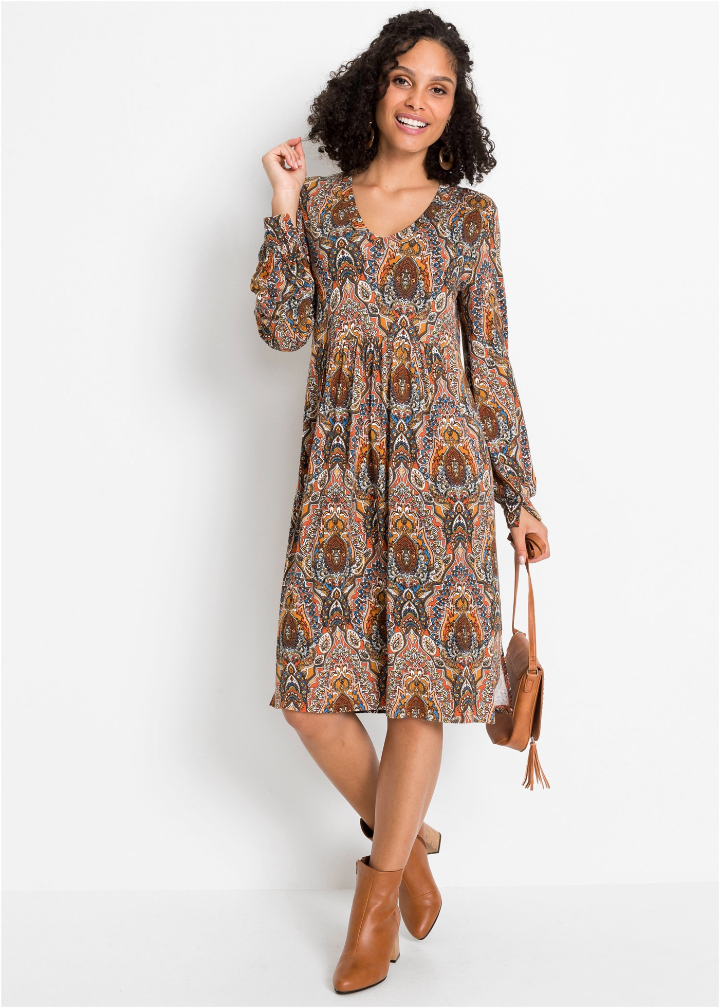Image of bonprix Jerseykleid für kühle Tage, aus Viskose mit Elasthan, ausgestellte Passform