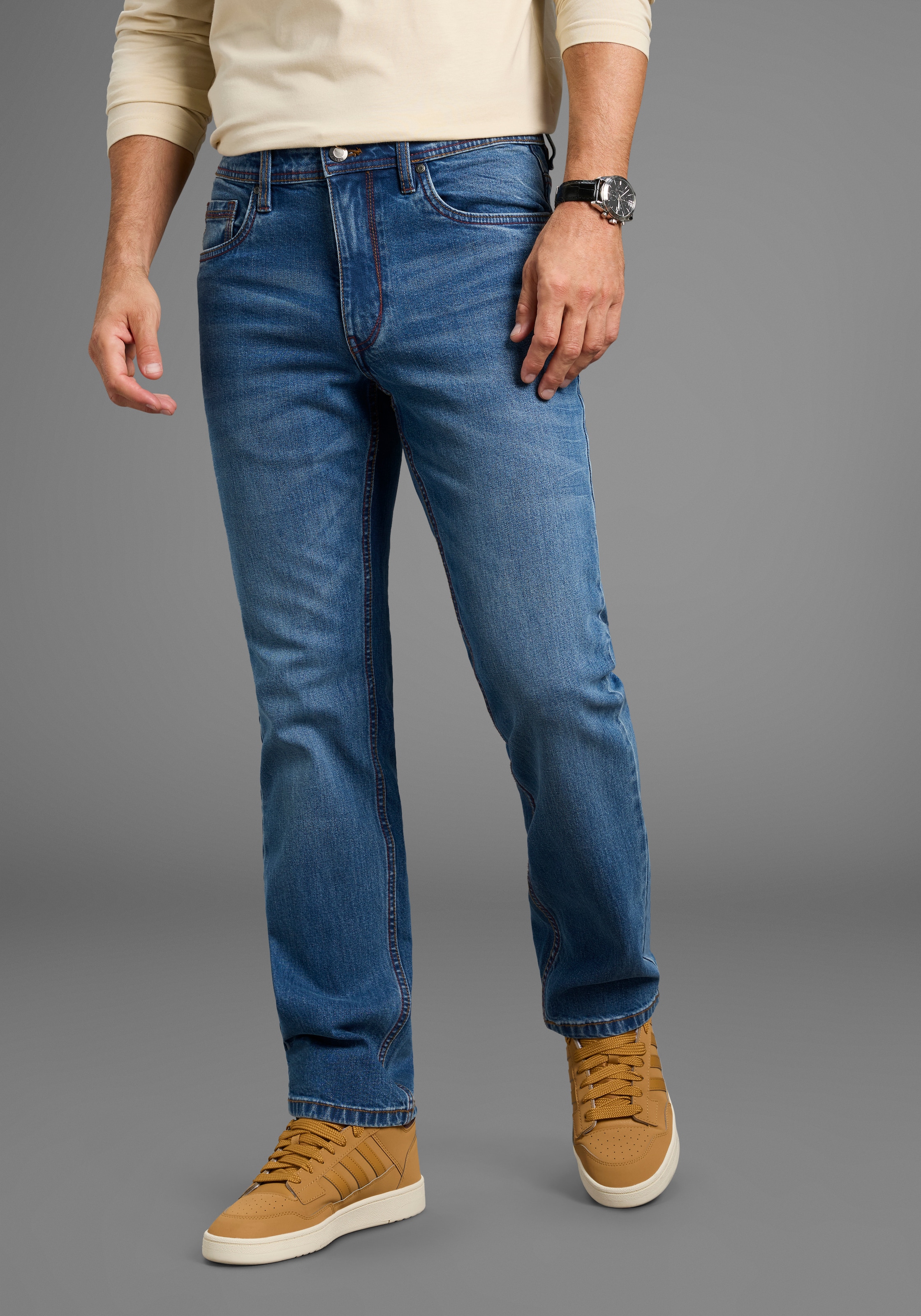 Image of Arizona Straight-Jeans gerader Schnitt, mit Eingrifftaschen, Gesässtaschen und Coinpocket