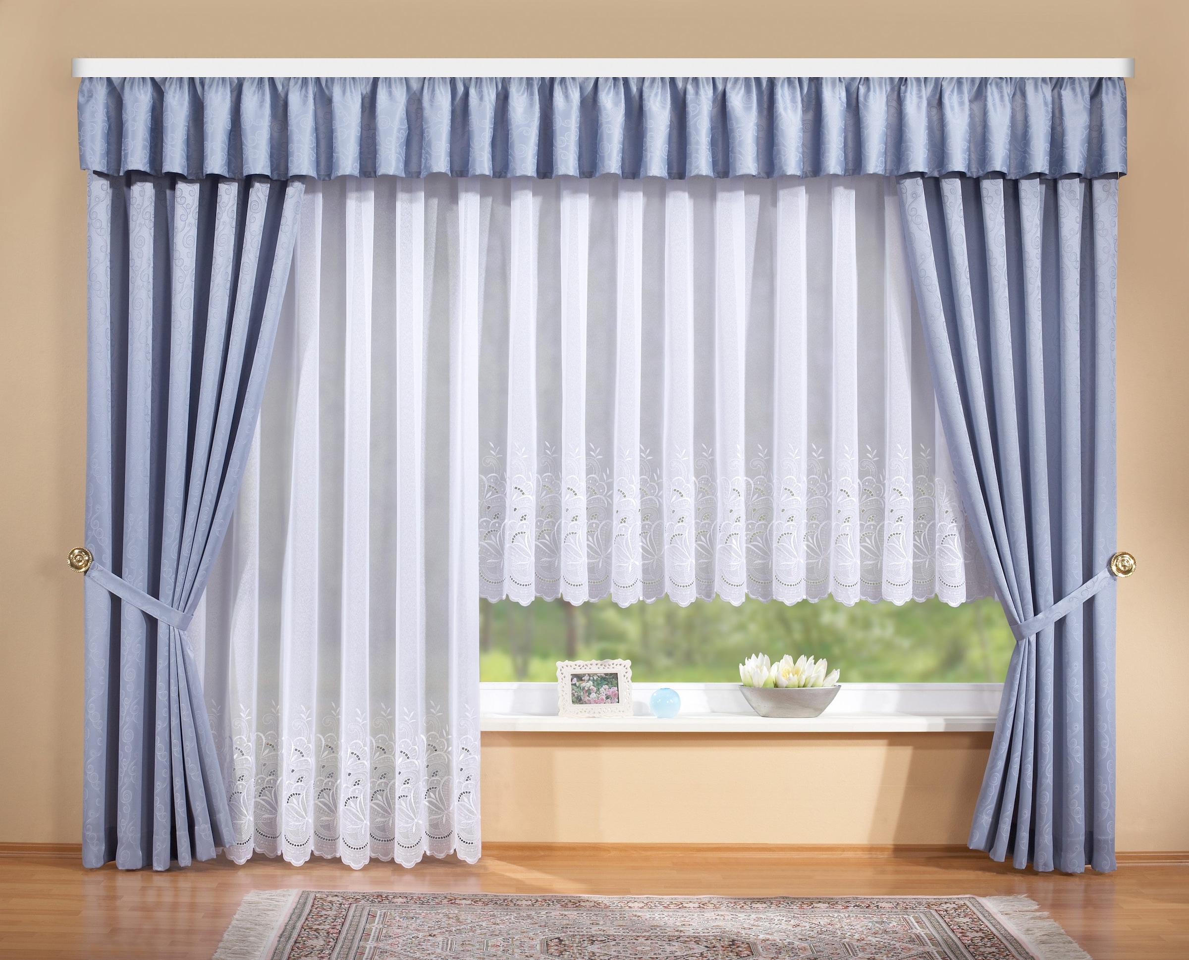 Image of Stickereien Plauen Gardine "Alena, 1 Stück, Kräuselband, transparent, echte Spitze Stickerei" Kräuselband 1 Stk. tlg. veredelt mit echter Plauener Spitze Stickerei