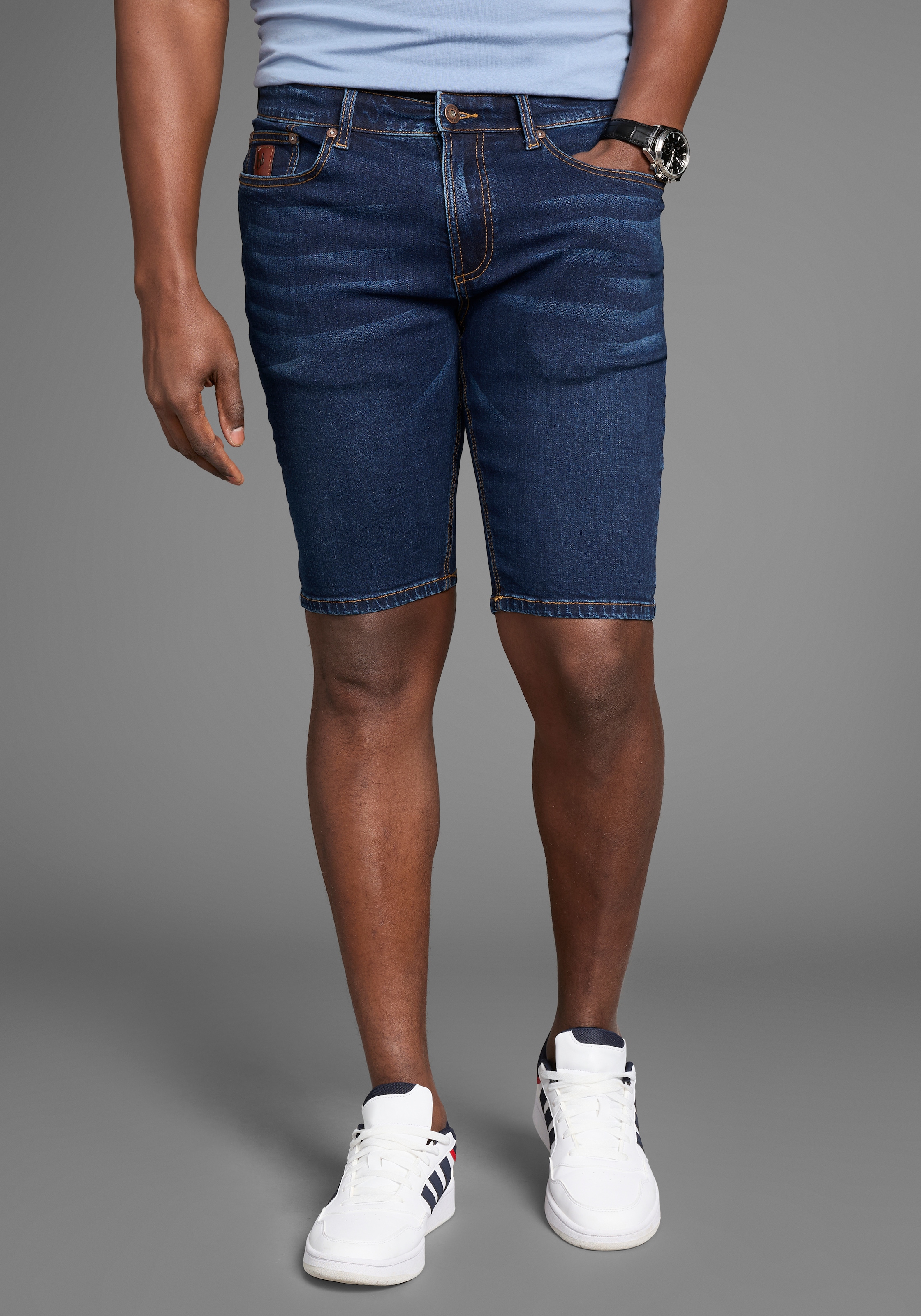 Bruno Banani Short en jean »Hutch-Shorts« gerade geschnittene kurze Beine, niedrige Leibhöhe