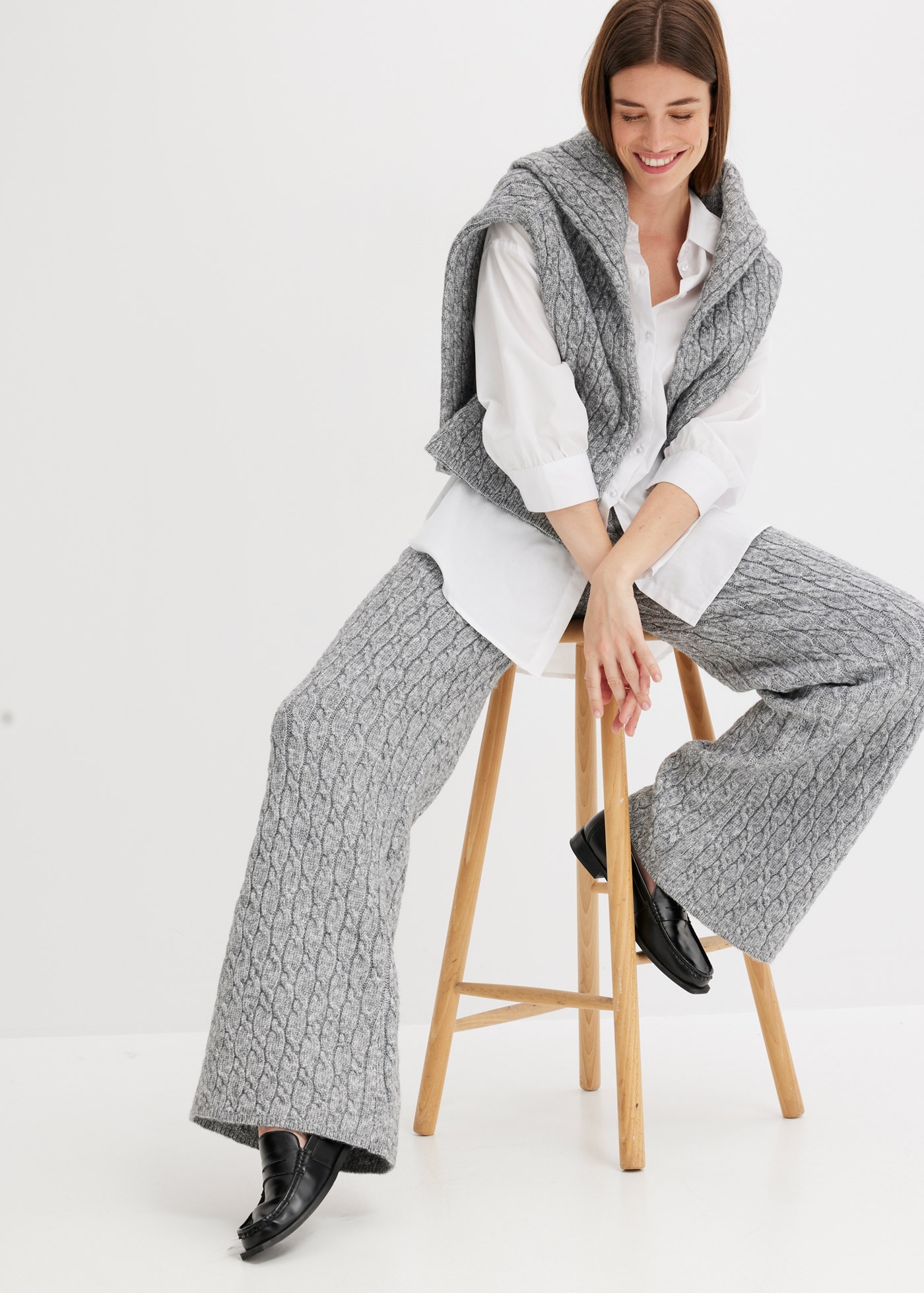 bonprix Stoffhose »Strickhose mit Zopfmuster«  Strickhose mit Zopfmuster