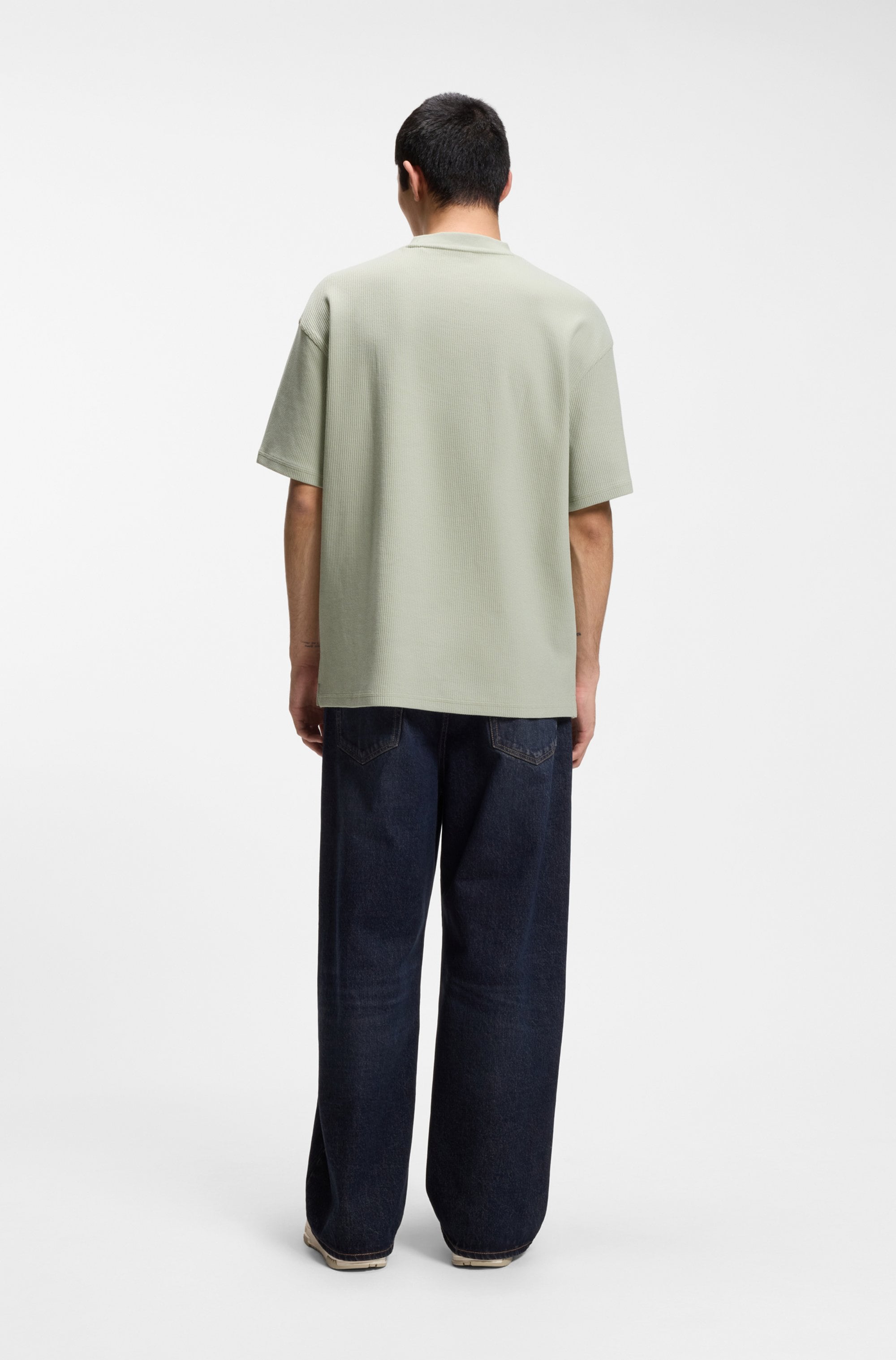 HUGO T-shirt »Nuwaffle« Rundhalsausschnitt, Regular Fit, dezentes Waffelmuster