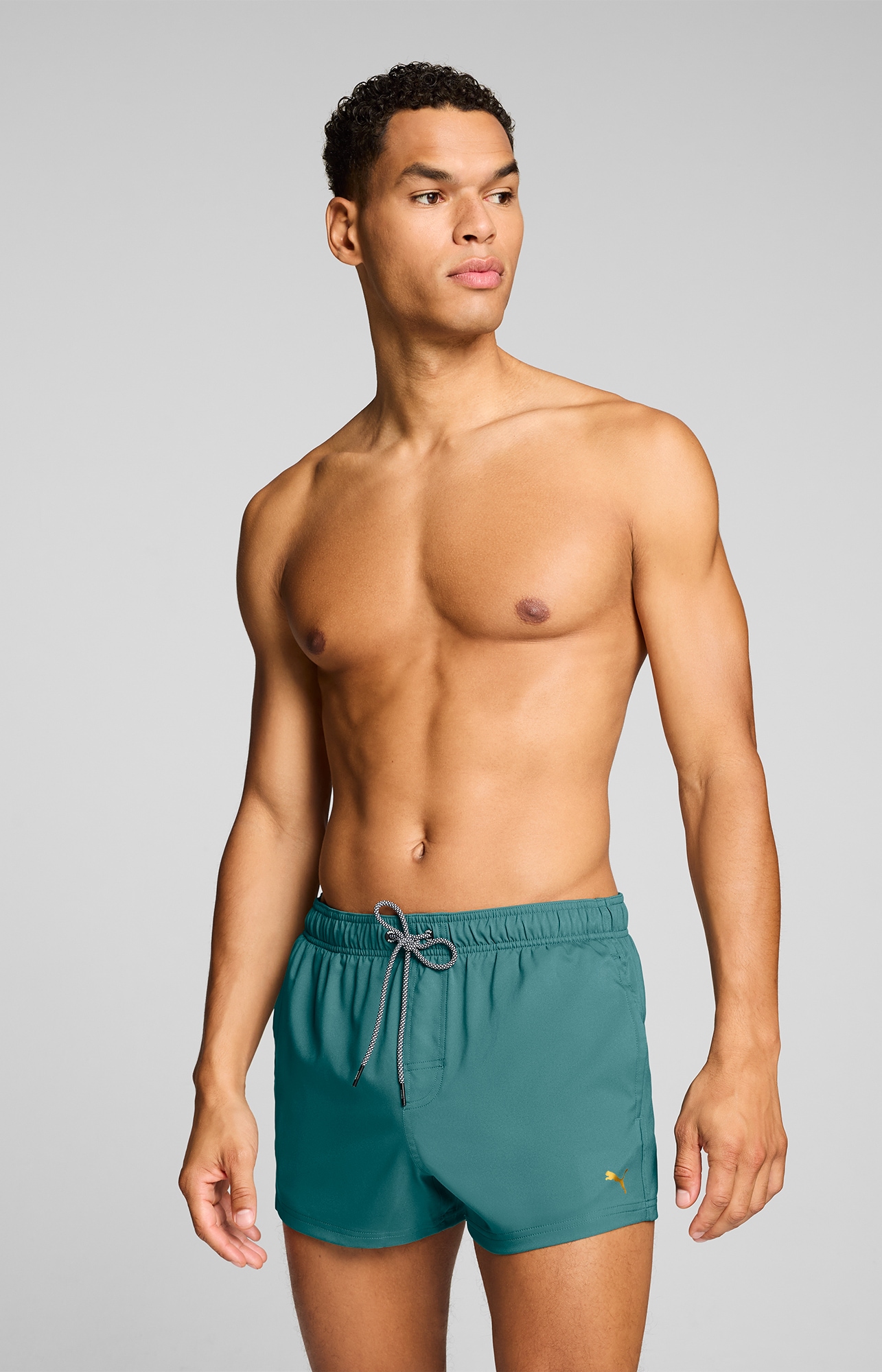 Image of PUMA Badeshorts "PUMA SWIM MEN SHORT LENGTH SWIM SHORTS" mit seitlichen Eingriff-Taschen, Gesässtasche mit Klettverschluss