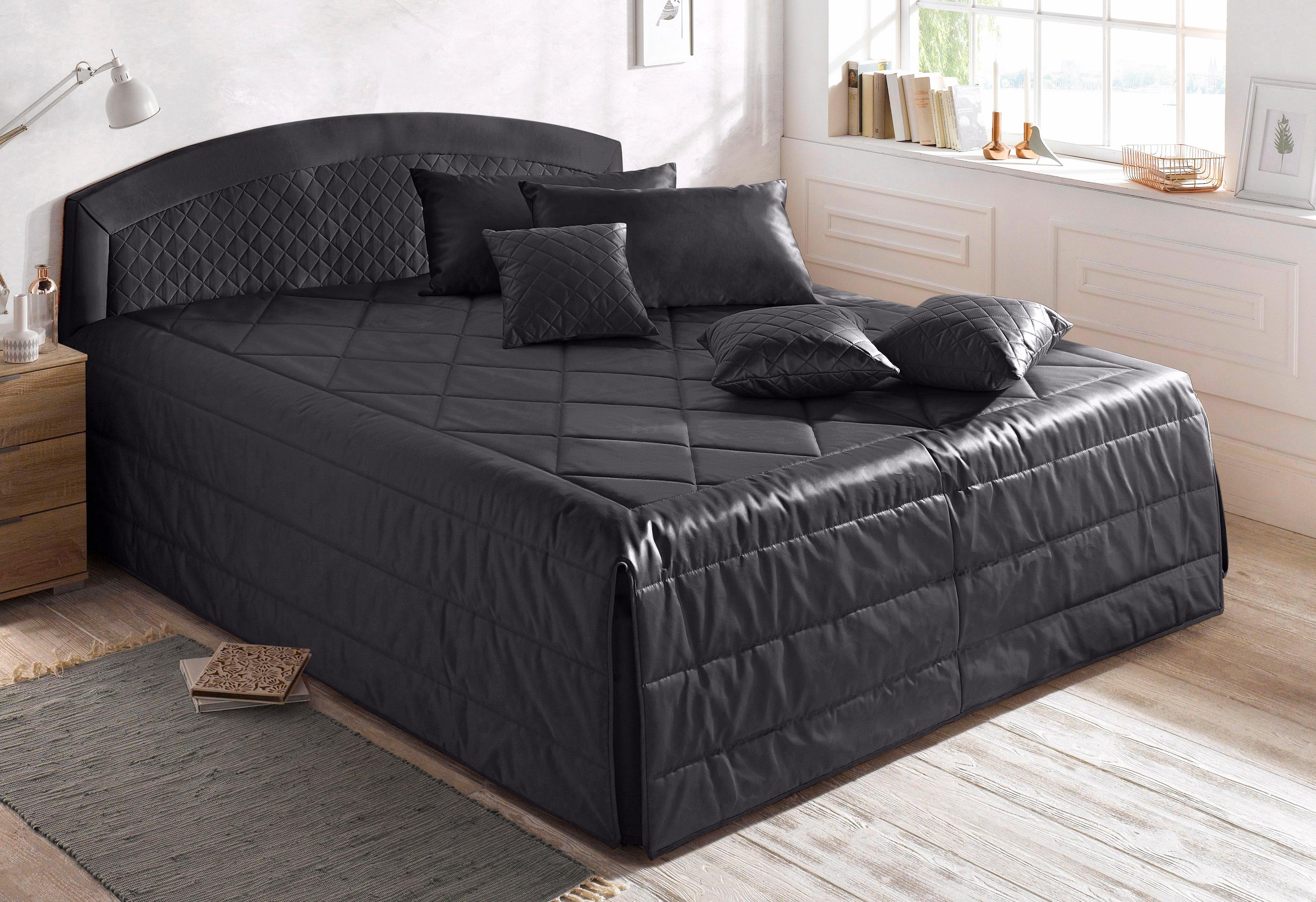 Image of Westfalia Schlafkomfort Polsterbett, inkl. Bettkasten, Tagesdecke und Zierkissen bei Ausführung mit Matratze bei Ackermann Versand Schweiz