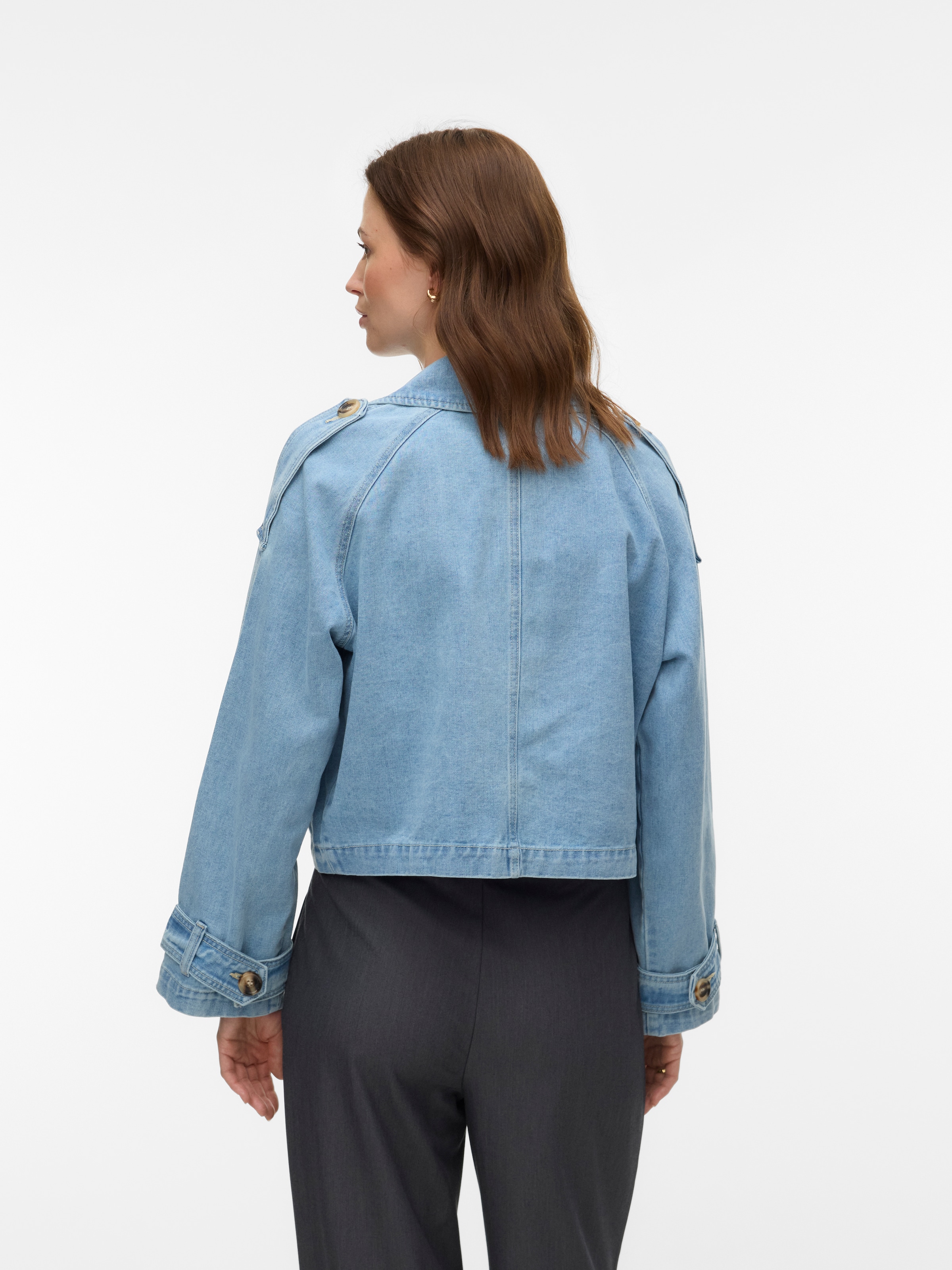 Vero Moda Jeansjacke »VMLELOU LS SHORT TRENCHCOAT MIX NOOS« Baumwolle, mit Schulterriegeln