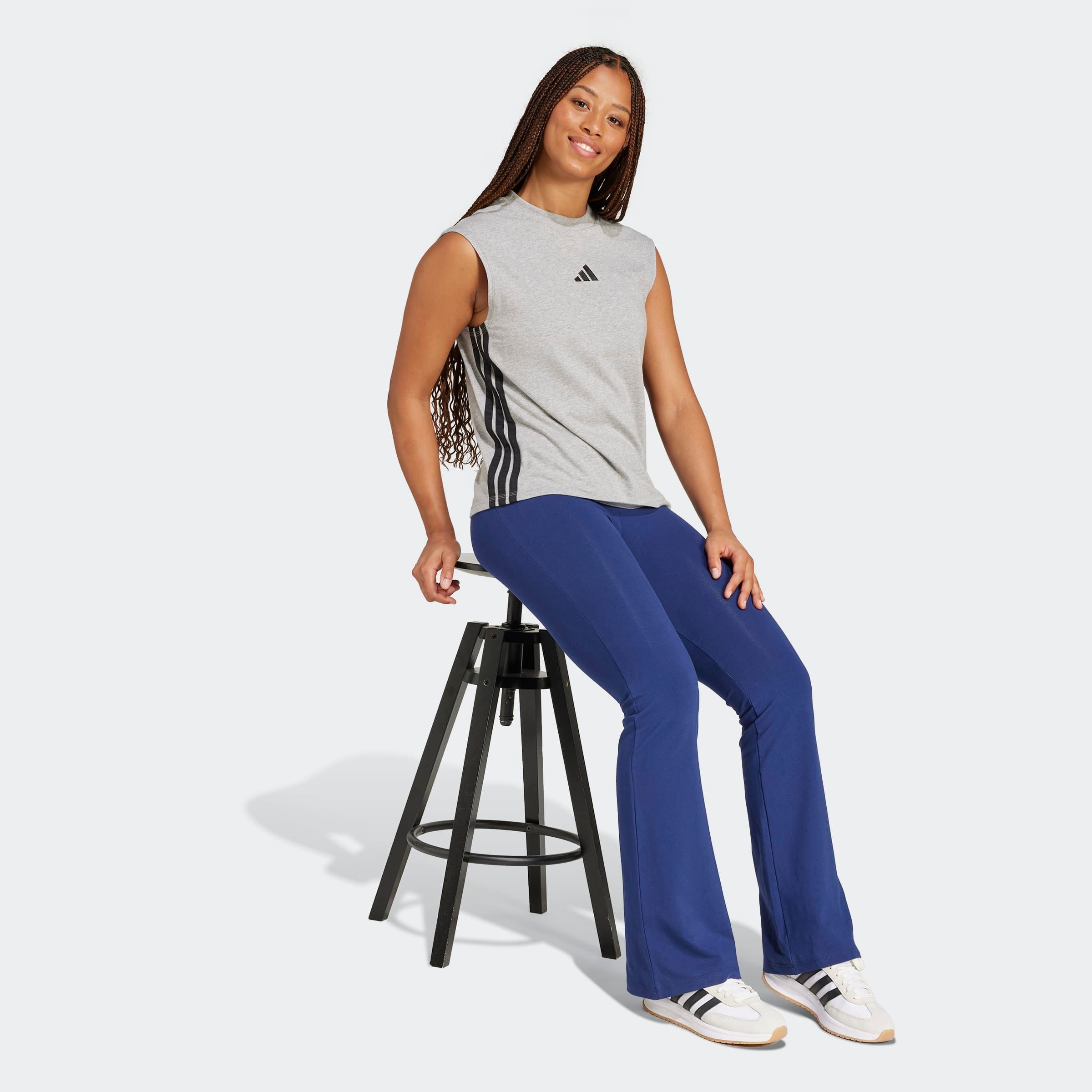 adidas Sportswear Trainingstights »W SL SJ FLARLEG«, (1 tlg.), Hoher Bund, ausgestellte Beinform