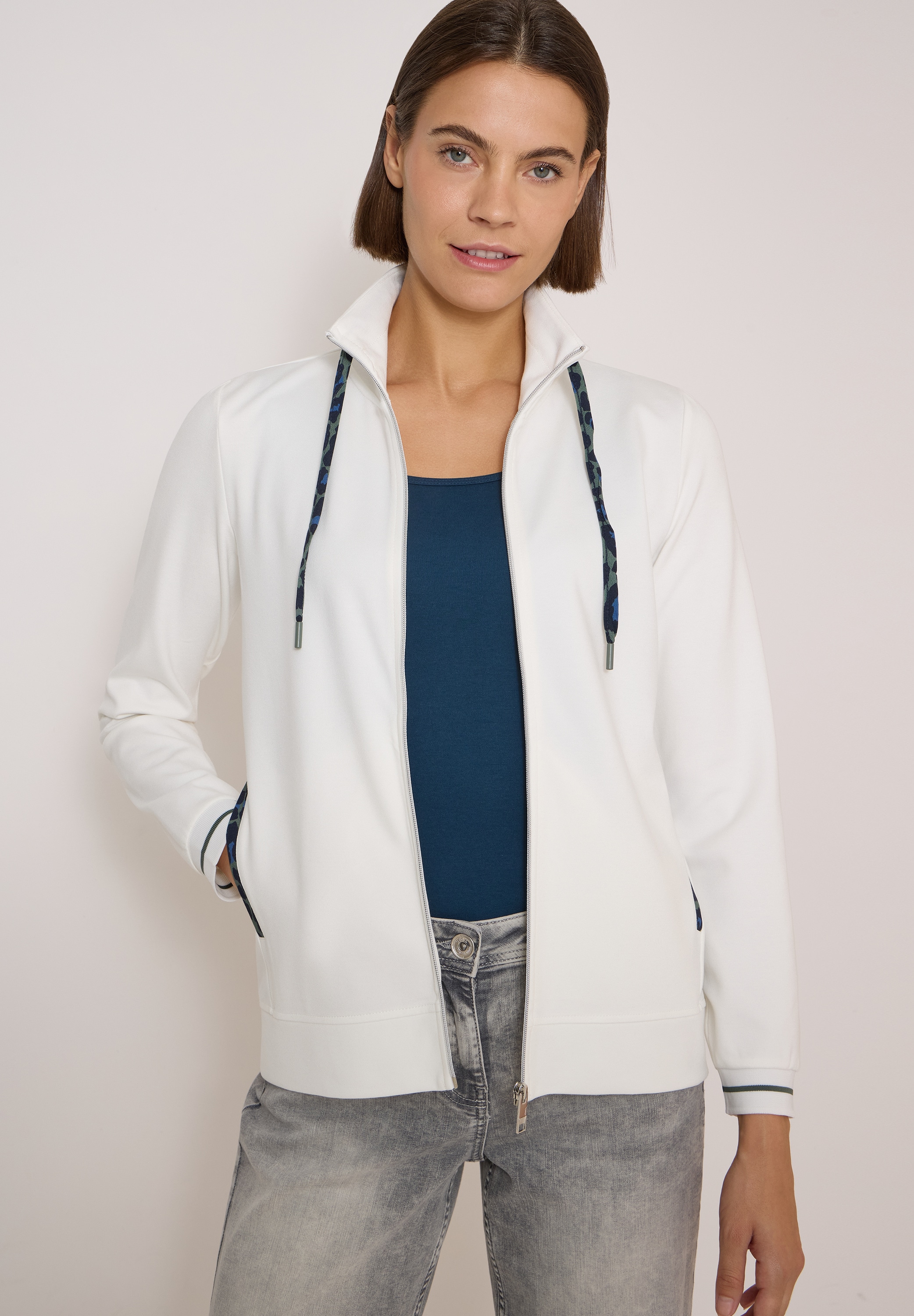 Image of Cecil Sweatjacke mit Animal-Print Details, Stehkragen, Viskosemix