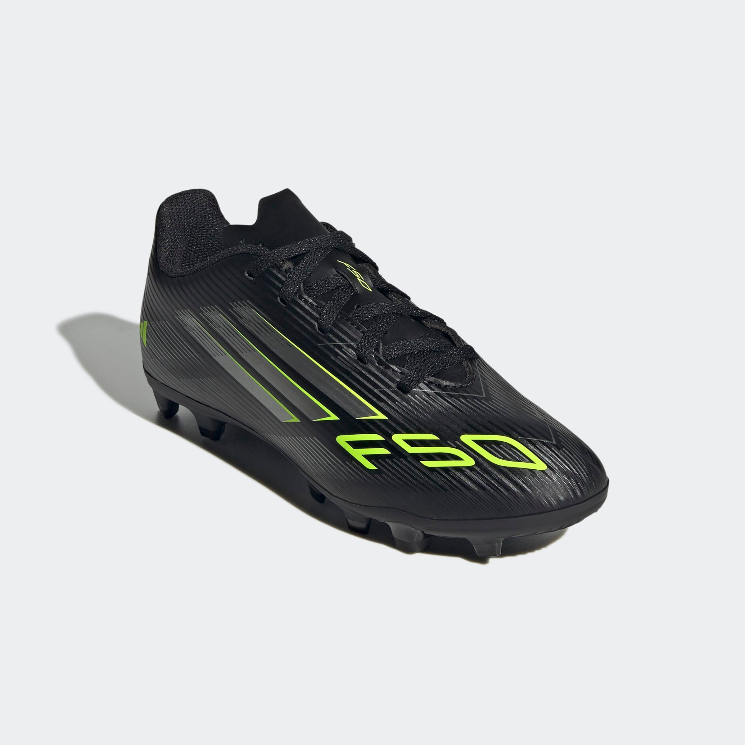 Image of adidas Performance Fussballschuh "F50 CLUB HART- UND ASCHENPLÄTZE KINDER" geeignet für Rasen- und Kunstrasenplätze, für Kinder & Jugendliche
