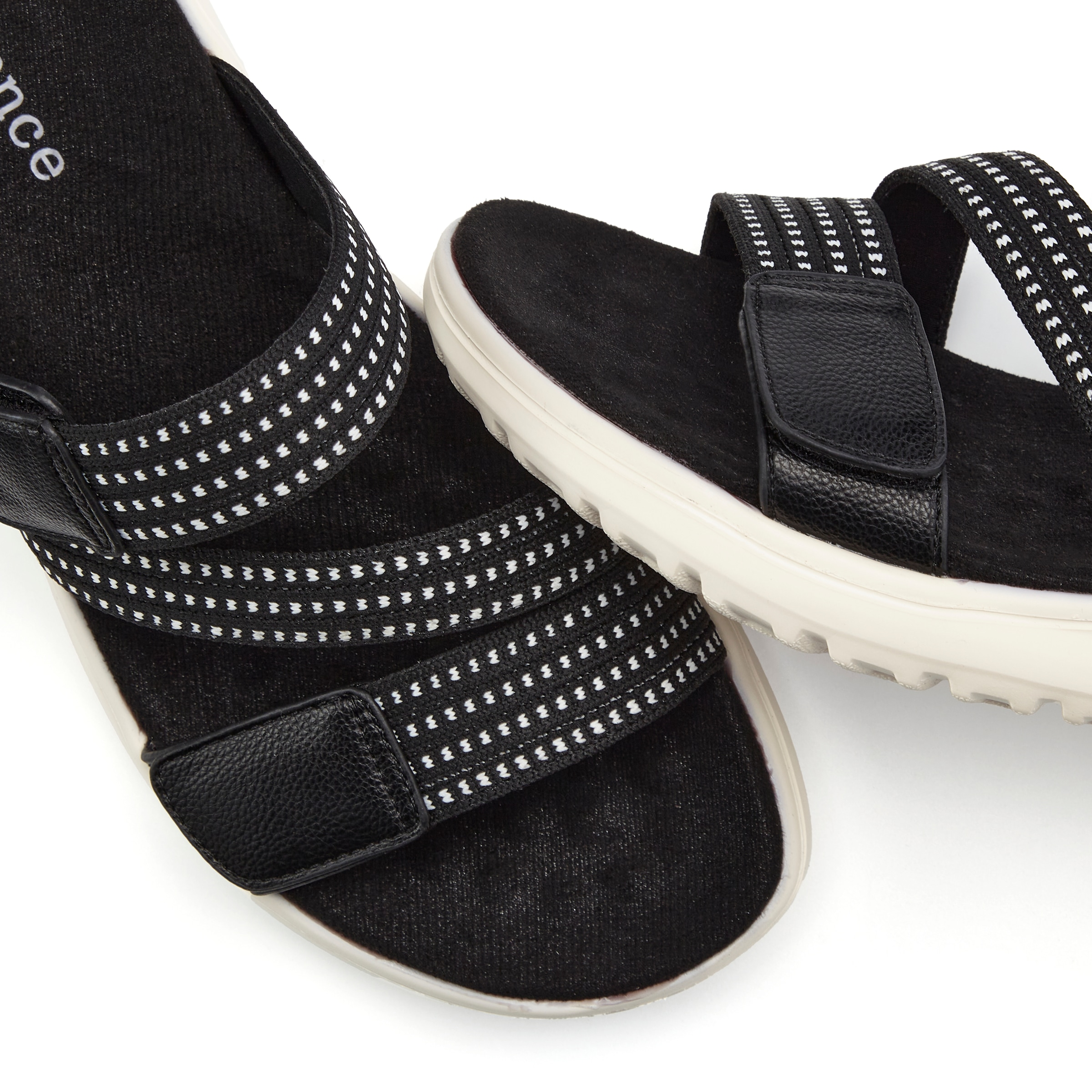 Vivance Pantolette »Sandale, offener Schuh, Sandalette, Sommerschuh,«  NEU mit dezentem Keilabsatz und Klettverschlüssen