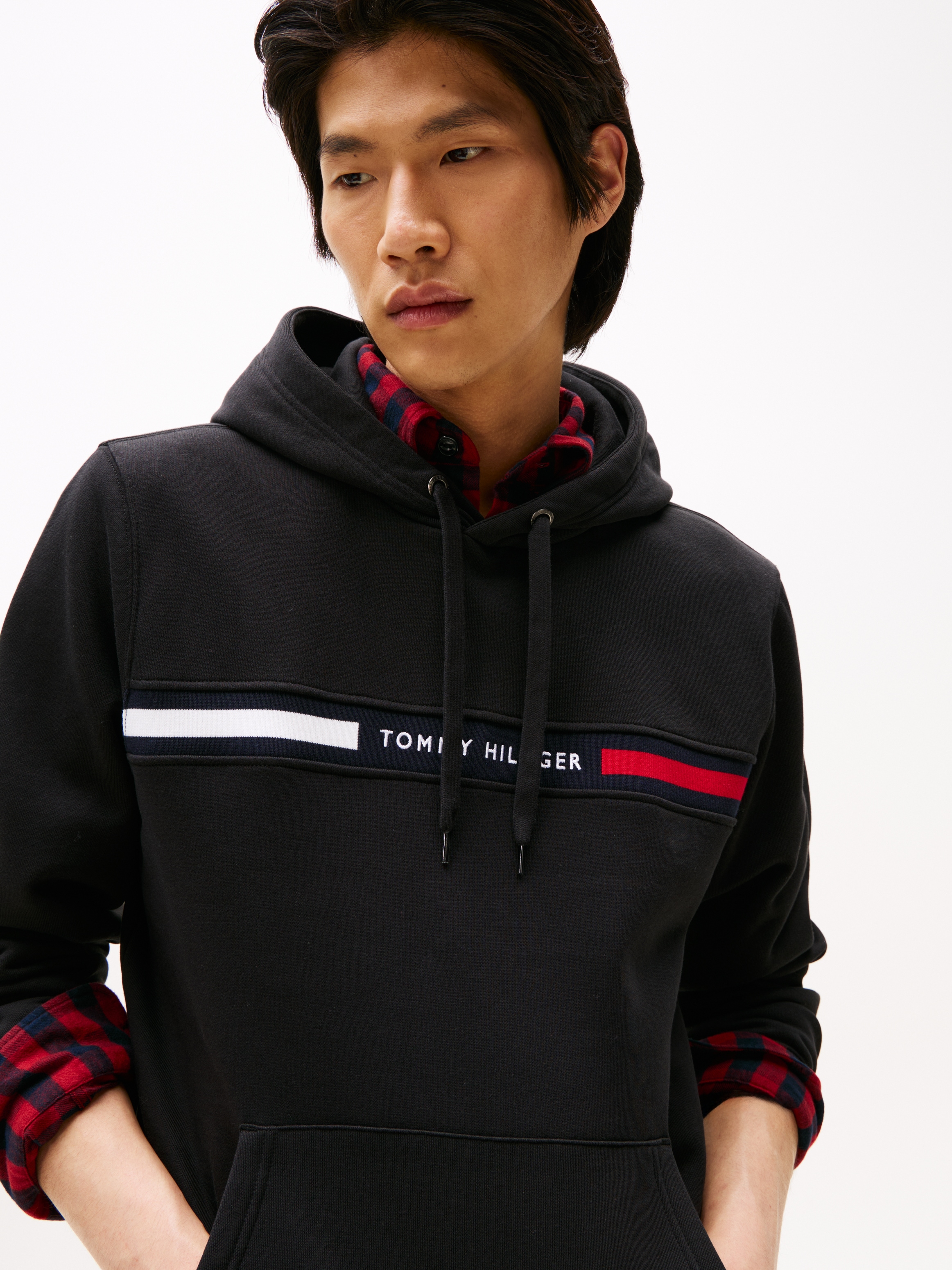 Tommy Hilfiger Kapuzensweatshirt »HILFIGER CHEST INSERT HOODY«, mit Kapuze, Kängurutasche, Logoschriftzug