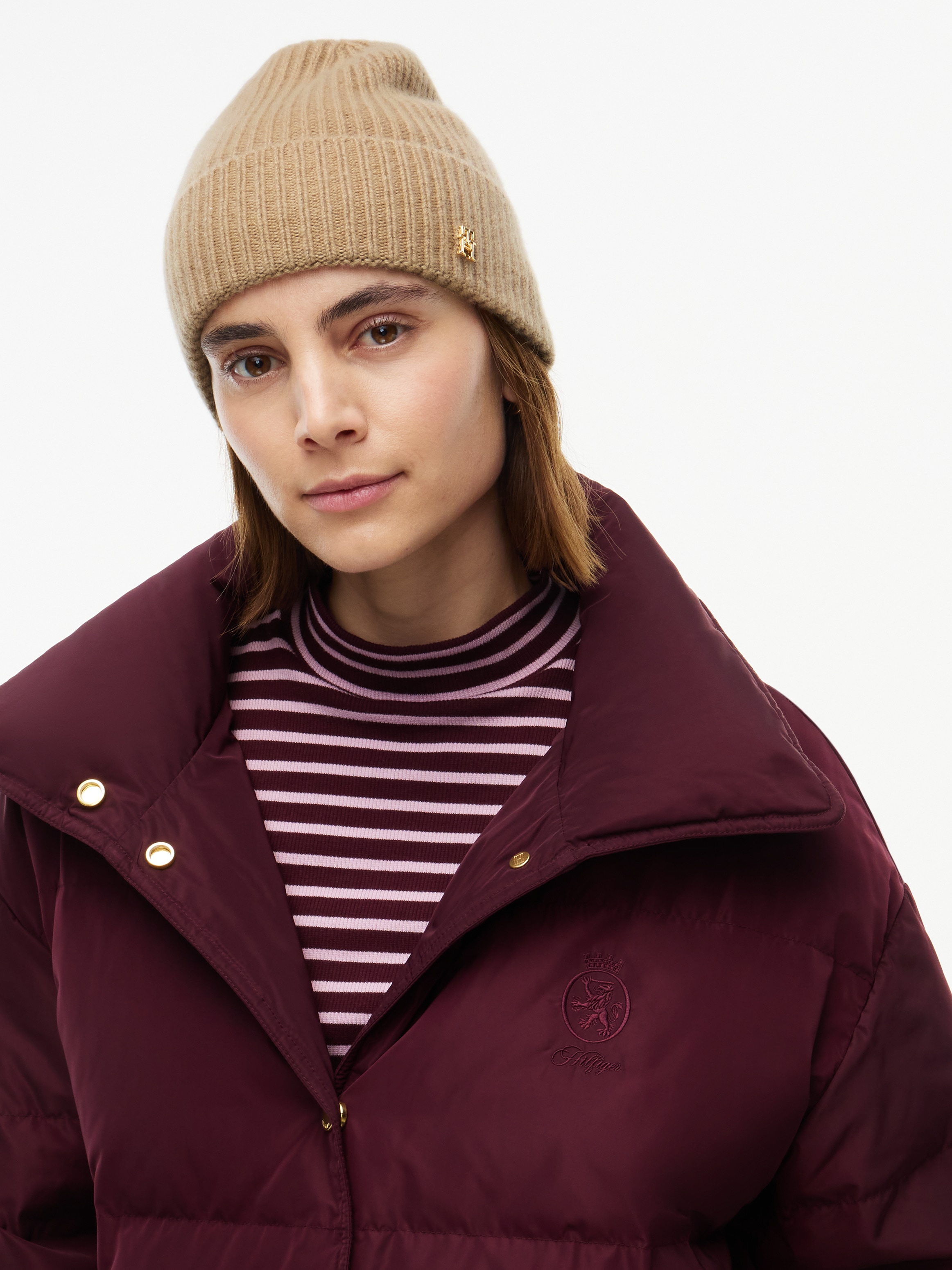 Tommy Hilfiger Bonnet »CASHMERE BEANIE« Coupe régulière avec emblème de la marque