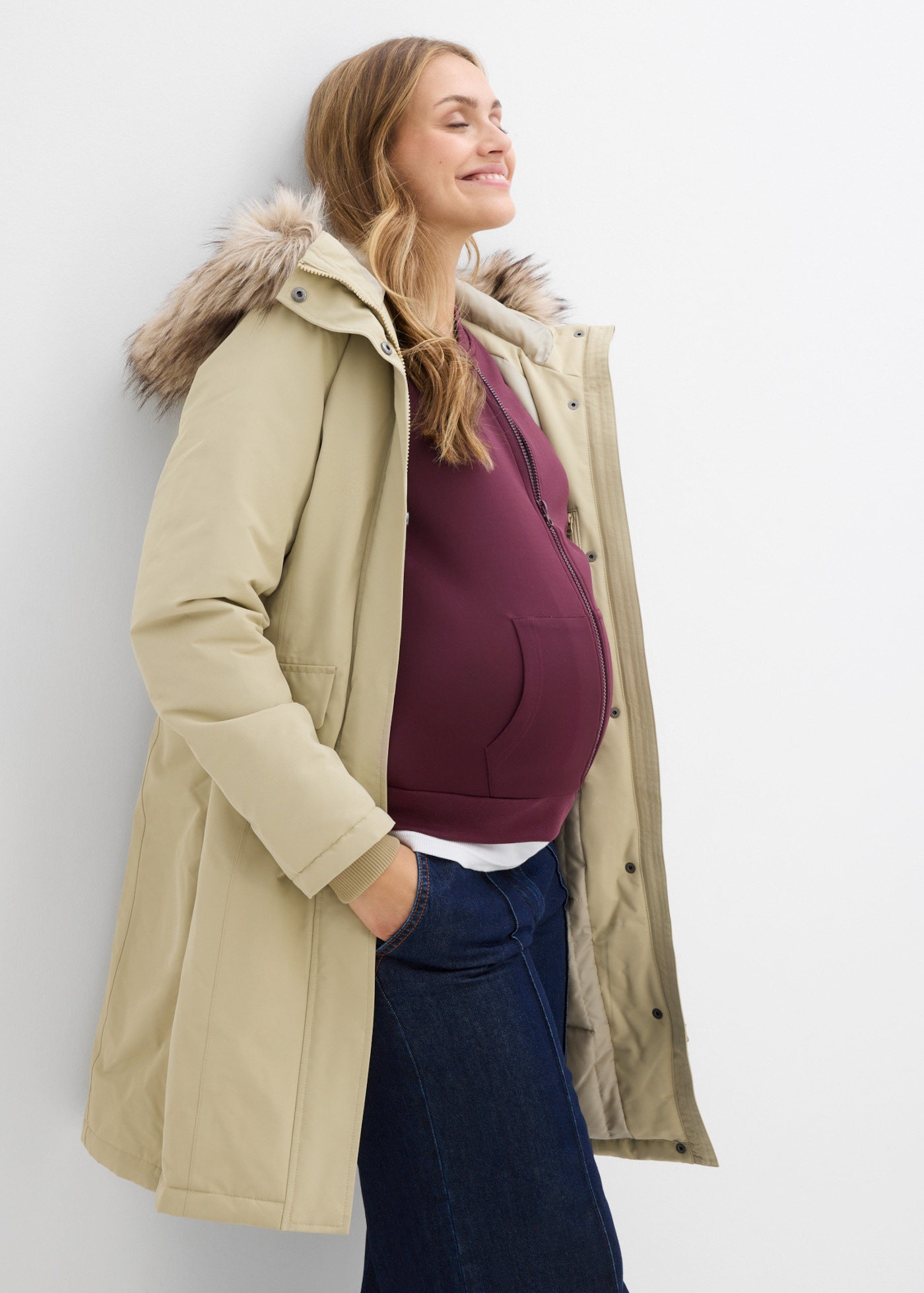 bonprix Umstandsmantel mit abnehmbarem Trageeinsatz, mittelwarm wattiert, bequeme Passform