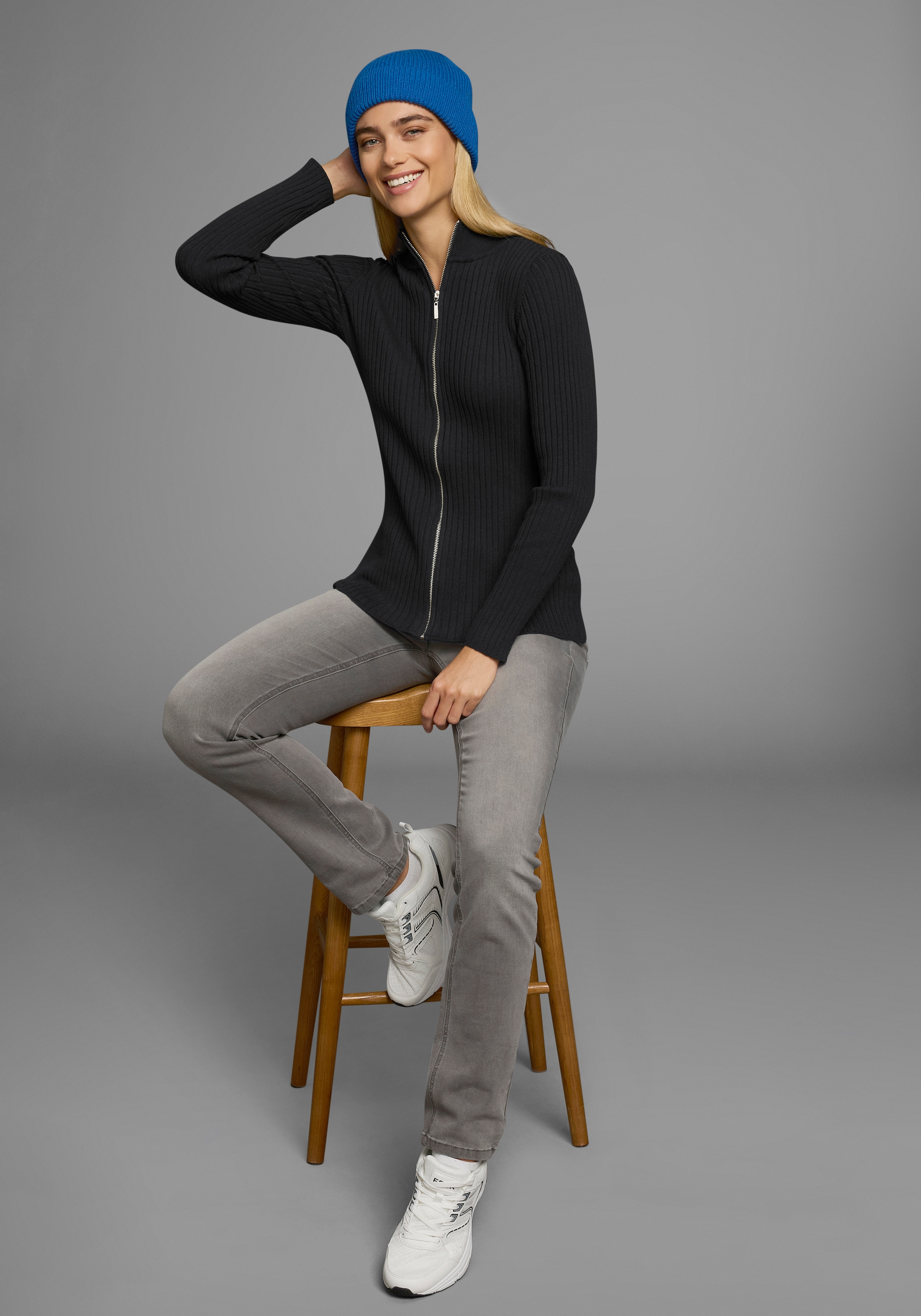 AJC Strickjacke, in Rippenstrick mit Zipper vorne