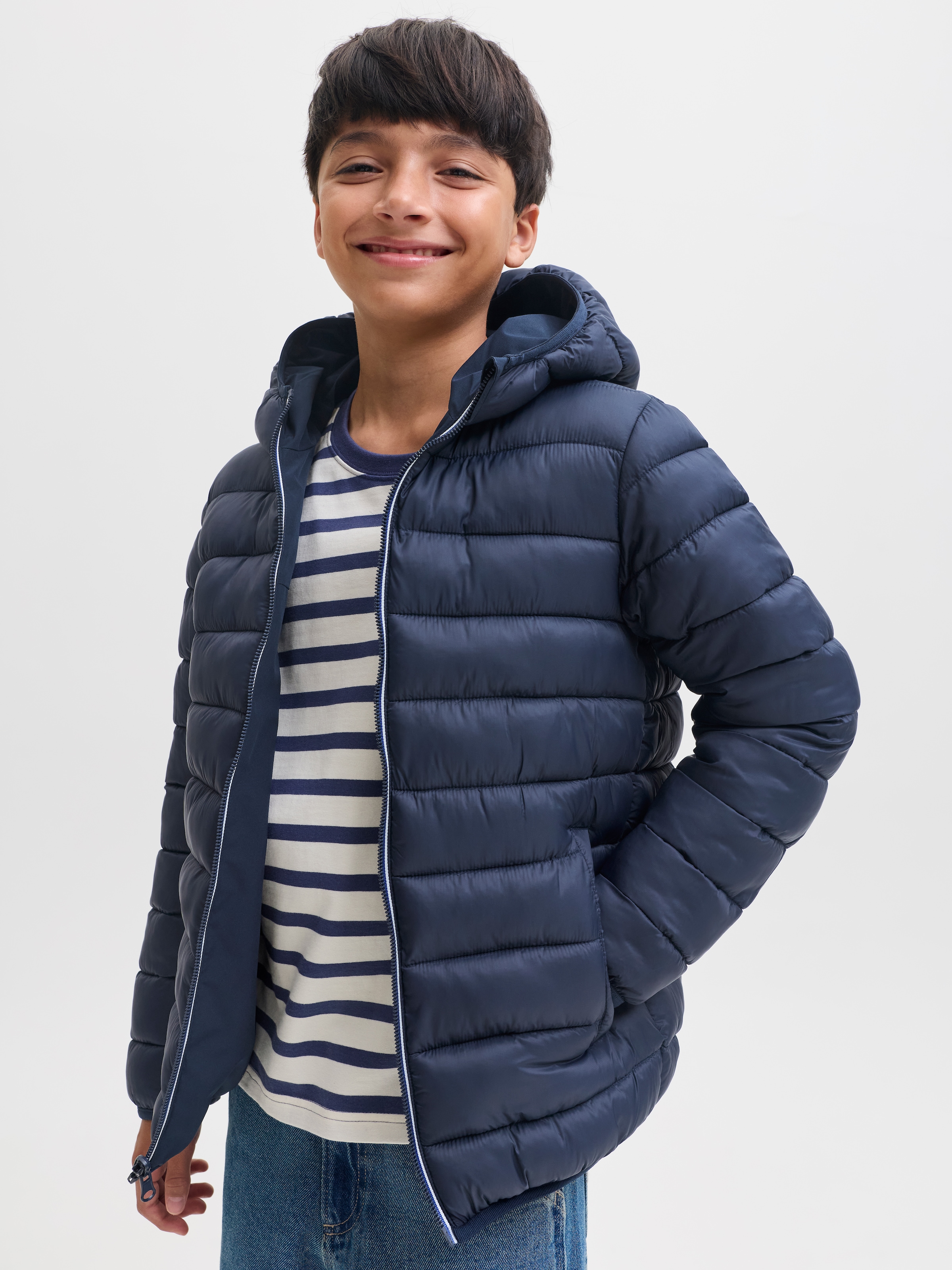 Jack & Jones Junior Wendejacke »JJEBROOKLYN REVERSIBLE JACKET SN JNR« mit Kapuze Kunstfaser, zum Wenden