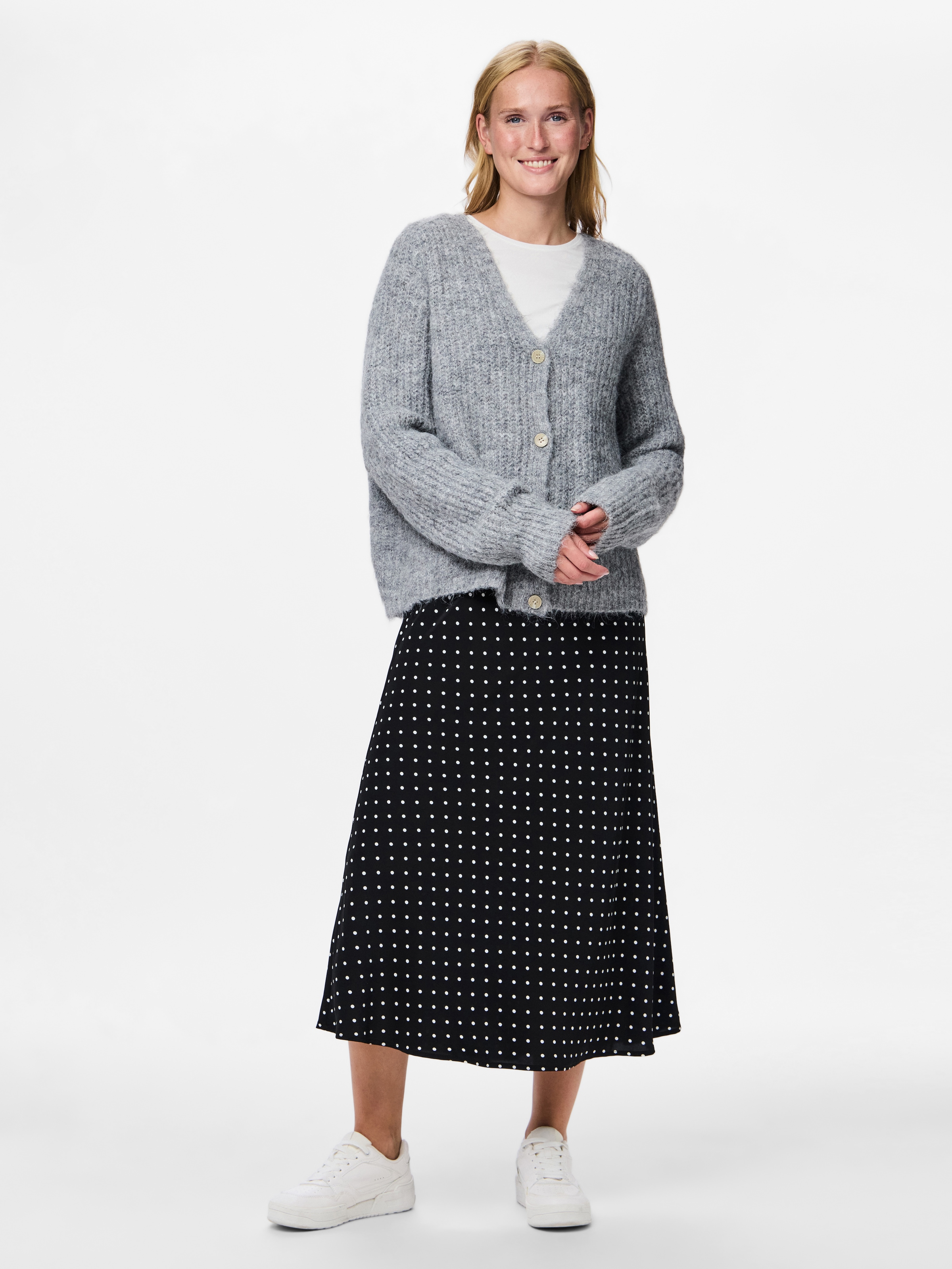 pieces Strickjacke »PCCLEO LS V-NECK KNIT CARDIGAN NOOS BC«