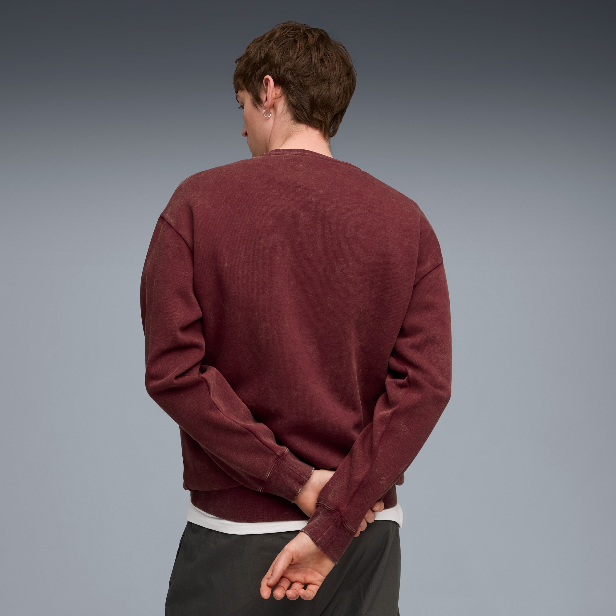 PUMA Langarmshirt »ESS ELEVATED RELAXED WASH CREW FL«