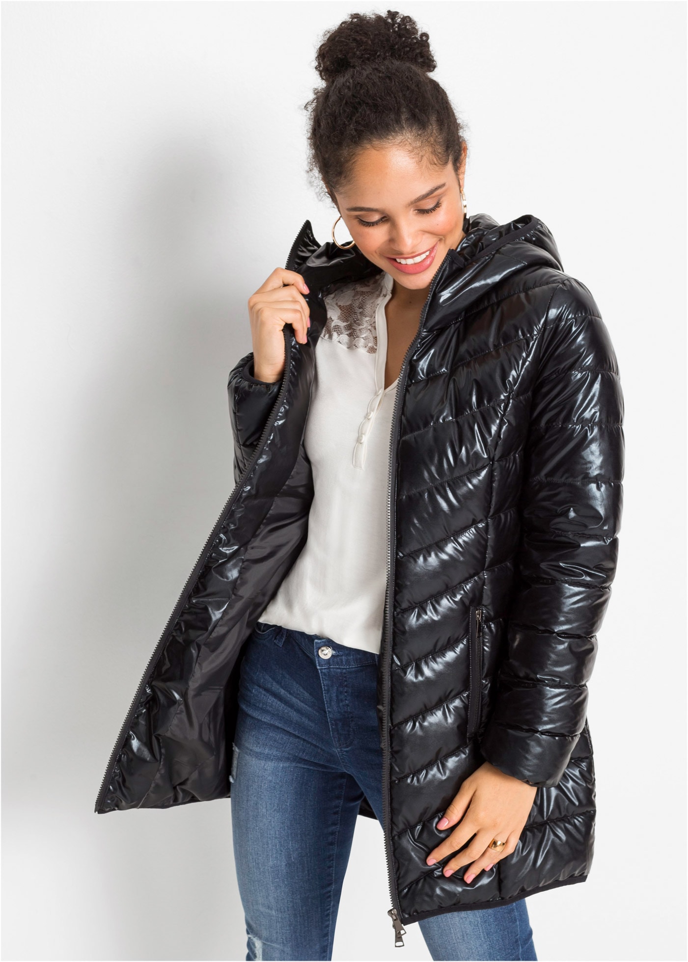 Image of bonprix Steppjacke mit Kapuze femininer Stil, Kapuze, lockere Passform, 2-Wege-Zipper, Metallic-Look