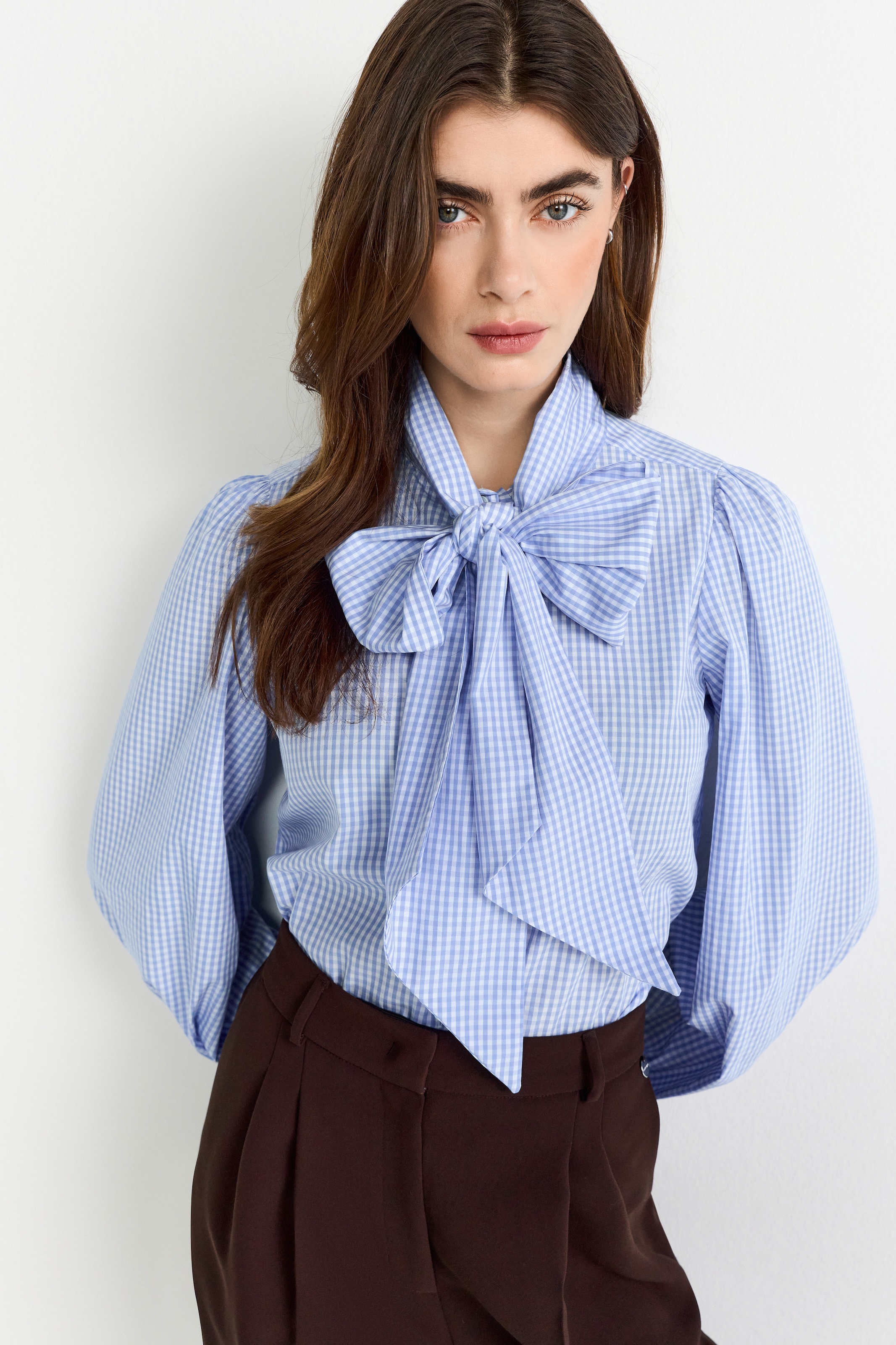 Image of RICHROYAL Karobluse mit Schleifenkragen, femininer Schnitt, Puffärmel