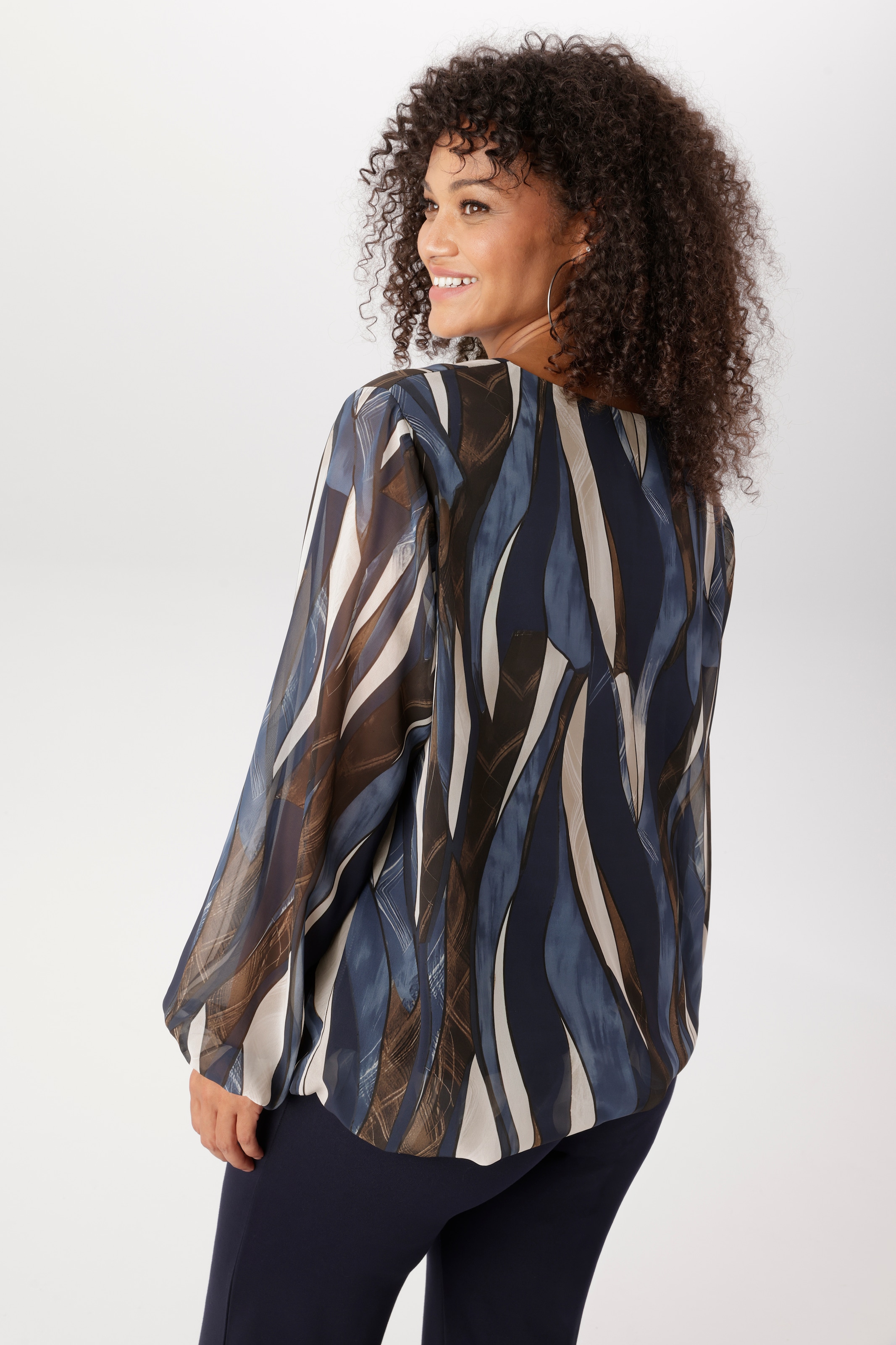 Aniston PLUS Blouse à enfiler dans un dessin tendance - NOUVELLE COLLECTION