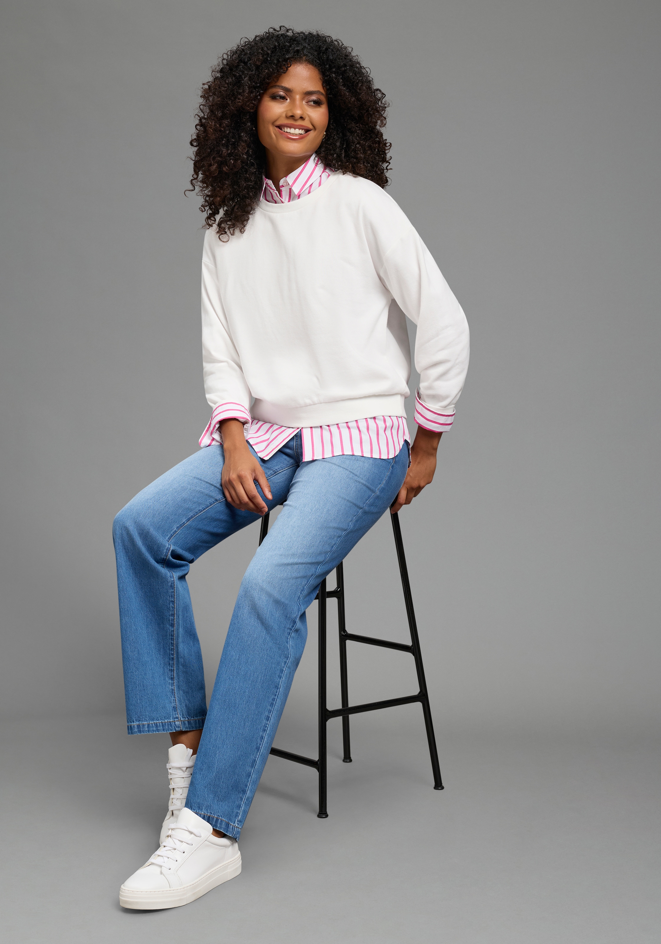 Arizona Jeans Relax-fit »mit Schnürung« avec jambe droite, uni