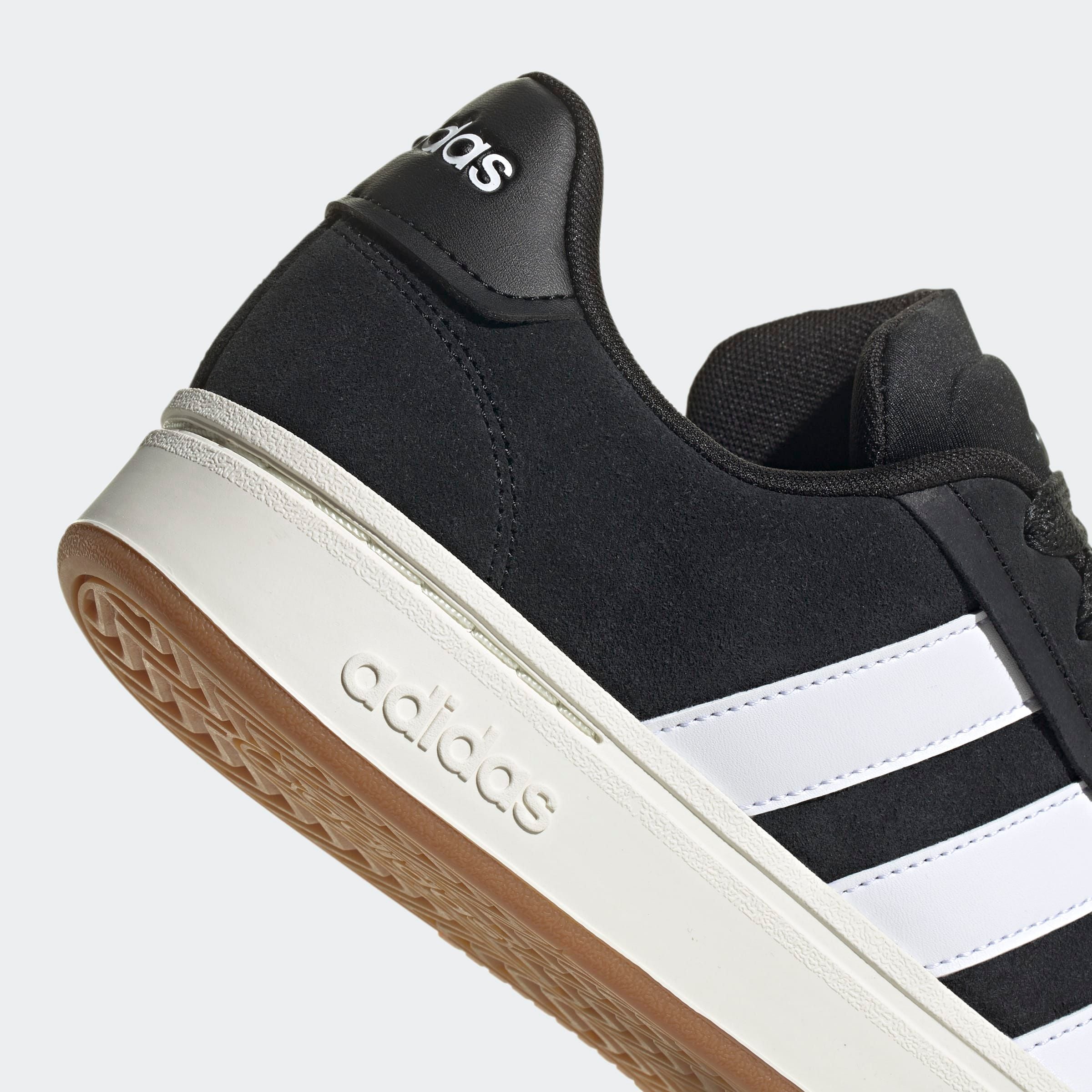 adidas Sportswear Sneaker »GRAND COURT ALPHA«  Design inspiriert vom adidas Campus 00