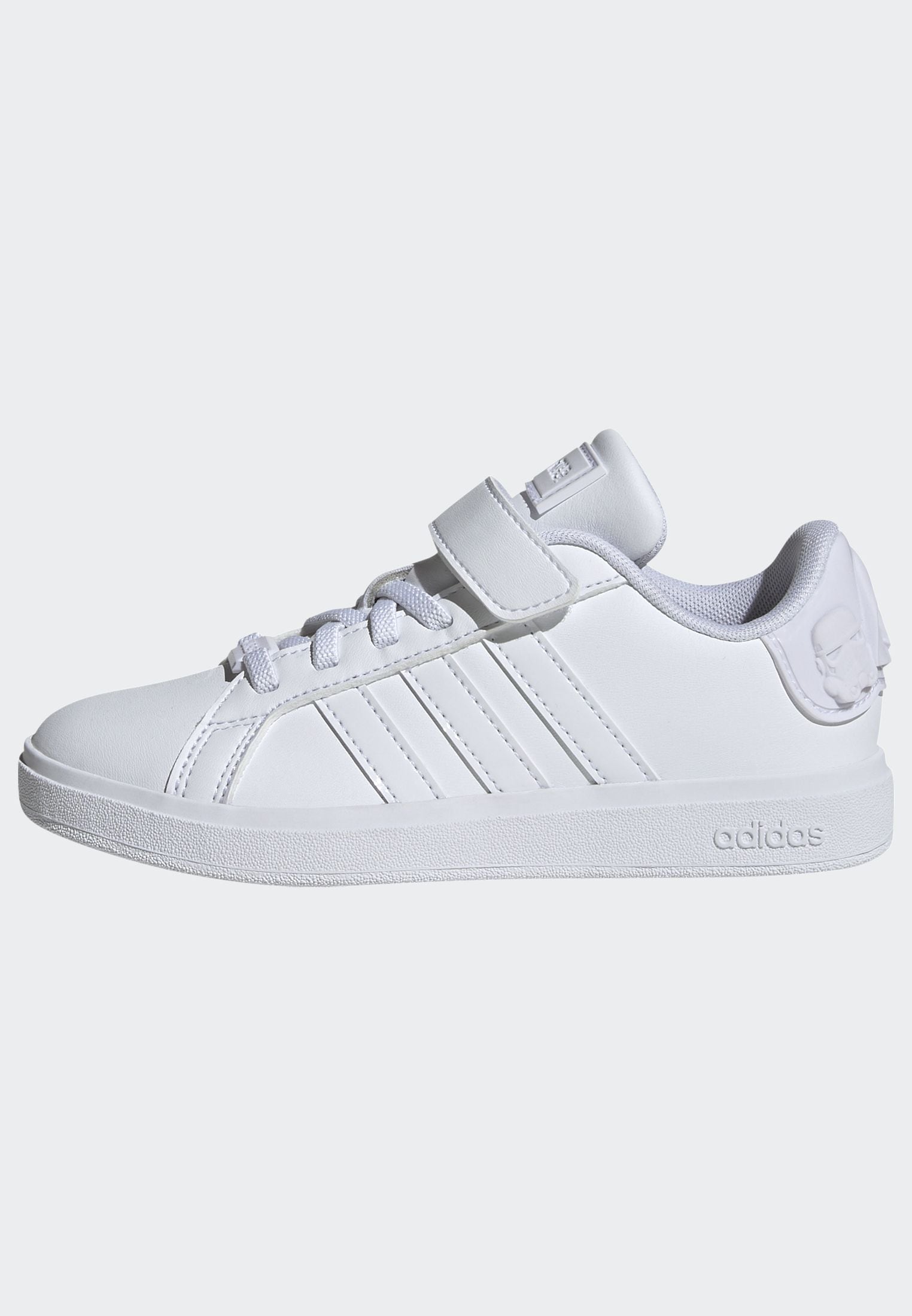 adidas Sportswear Sneaker »ADIDAS STAR WARS GRAND COURT 2.0 KIDS SCHUH«, Design auf den Spuren des adidas Superstar