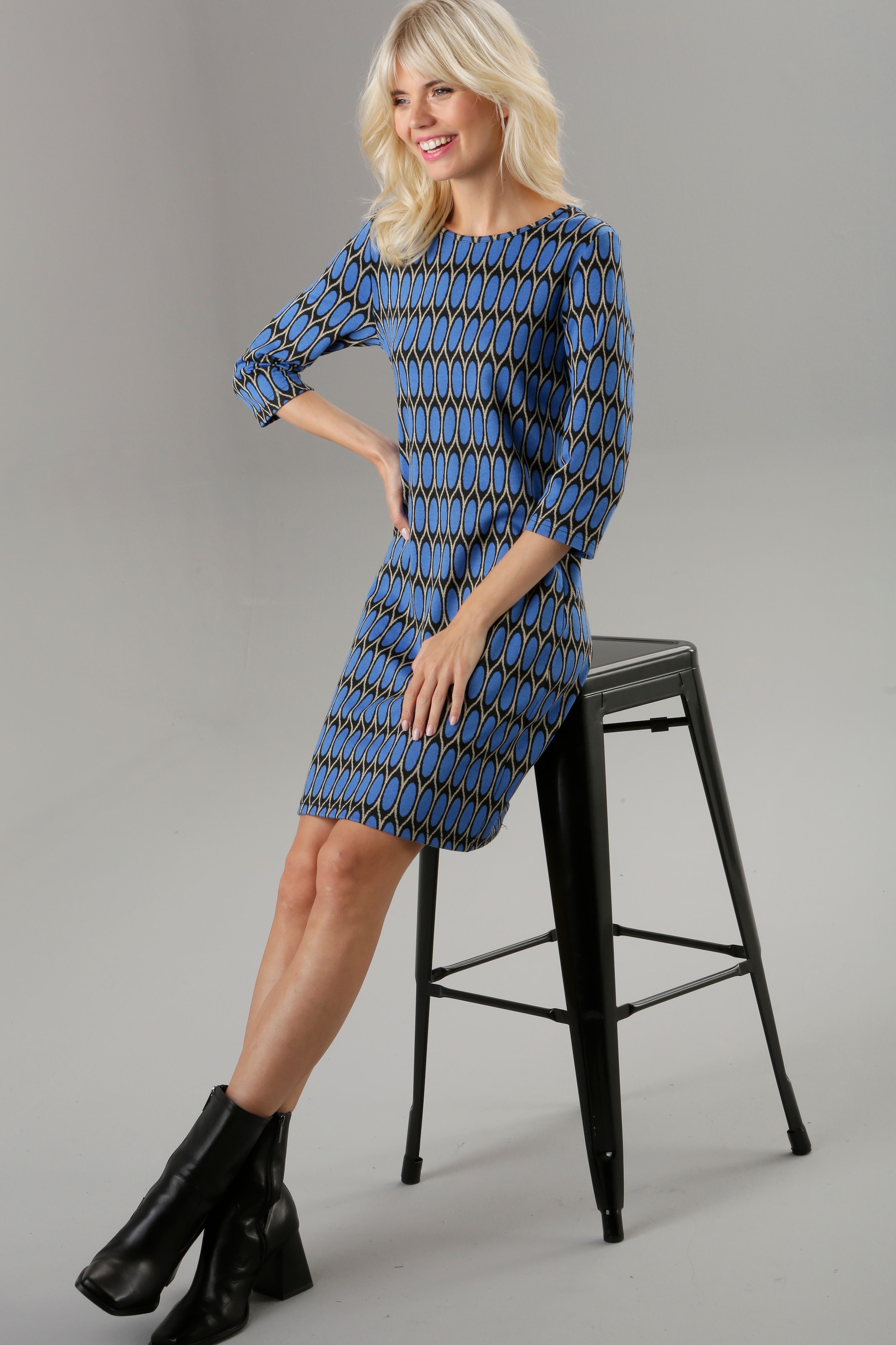 Aniston SELECTED Jerseykleid, aus Jacquard mit Retro-Muster Commander à un  bon prix