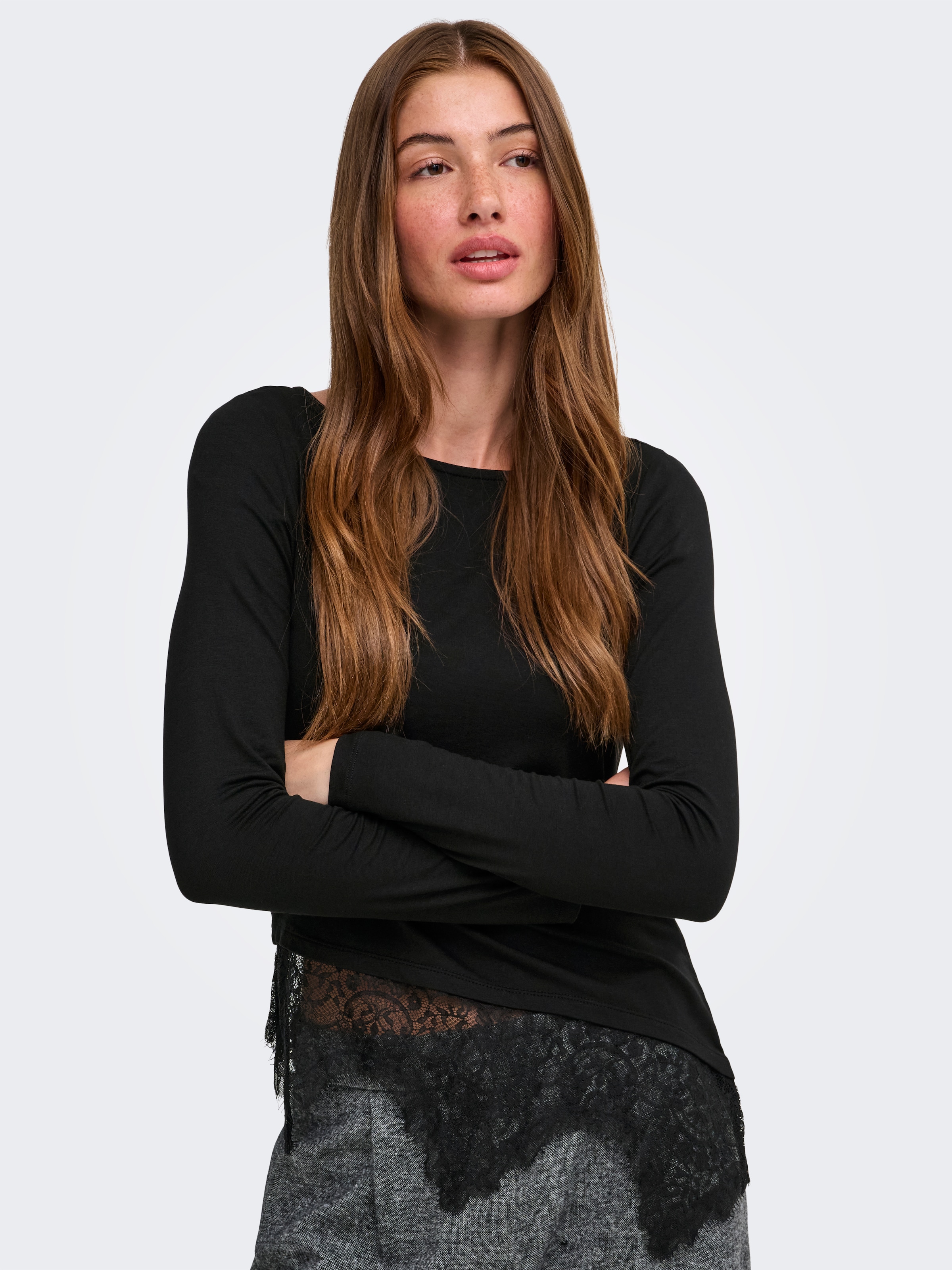 Image of ONLY Spitzenshirt "ONLLAILA L/S LACE MIX TOP JRS NOOS" Viskosemischung, regular fit