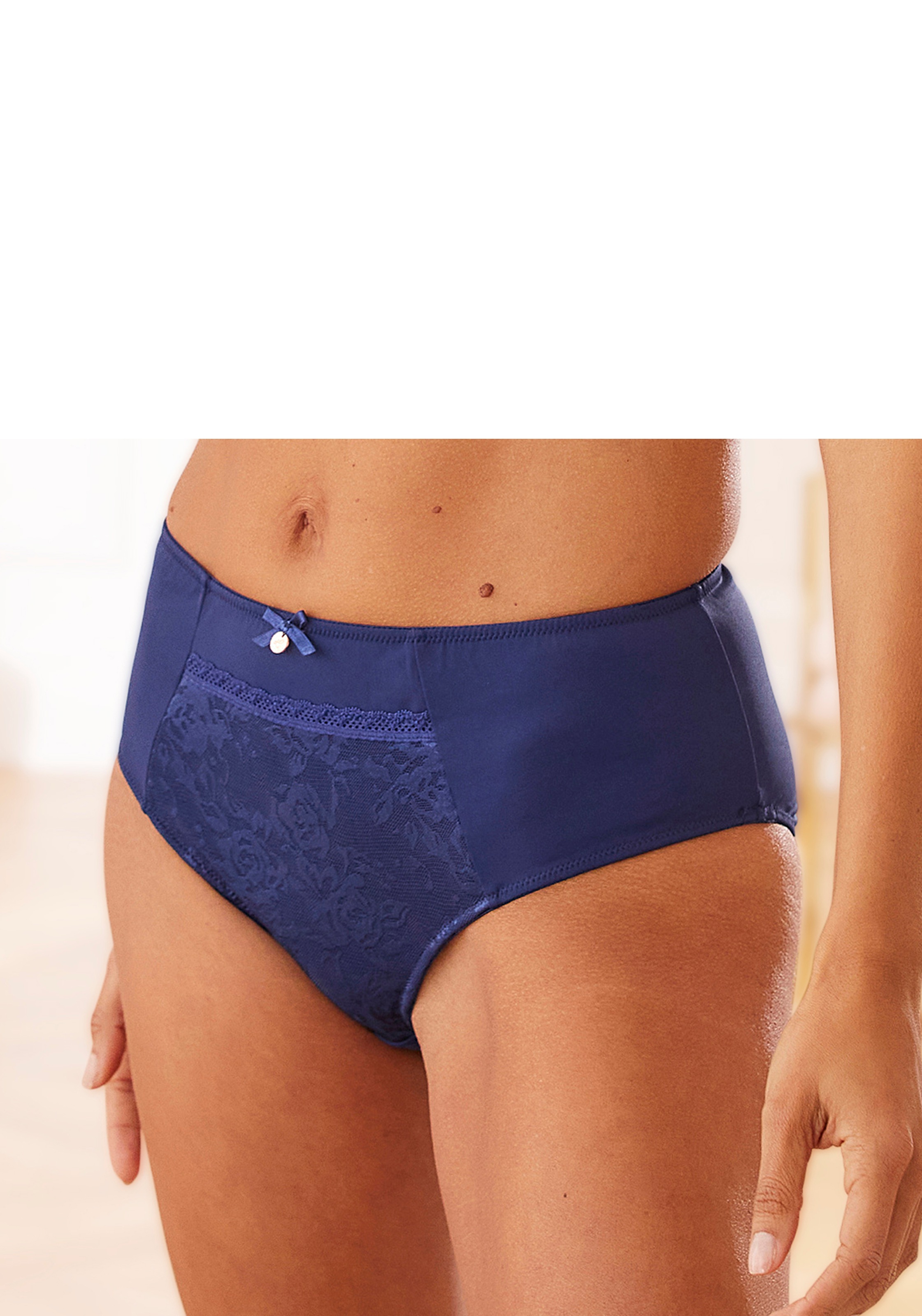 Image of Nuance High-Waist-Slip, mit floralem Spitzeneinsatz bei Ackermann Versand Schweiz