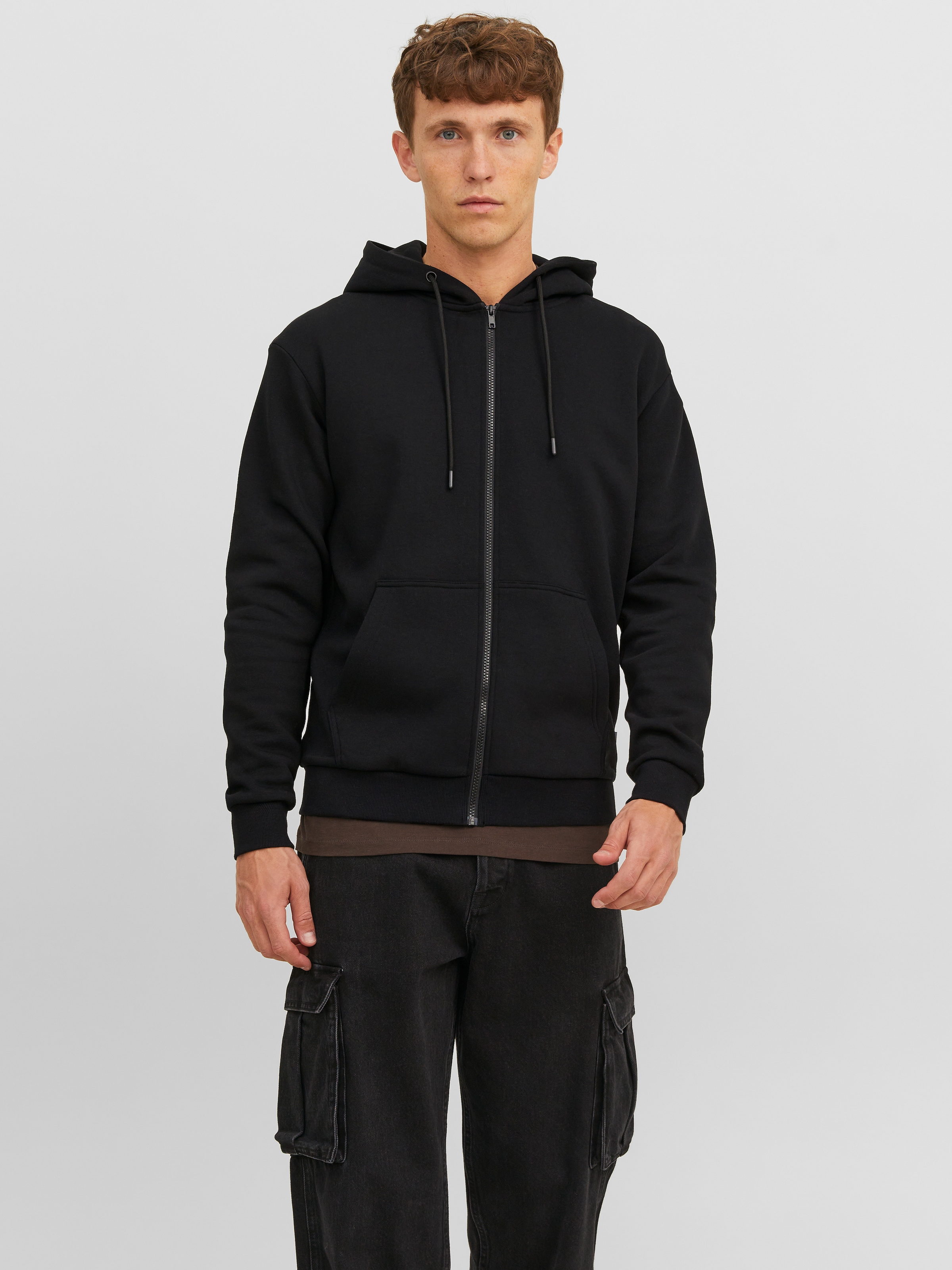 Image of Jack & Jones Kapuzensweatjacke "JJEBRADLEY mit Kapuze, ideal für kalte Jahreszeit" Materialmix, relaxed fit