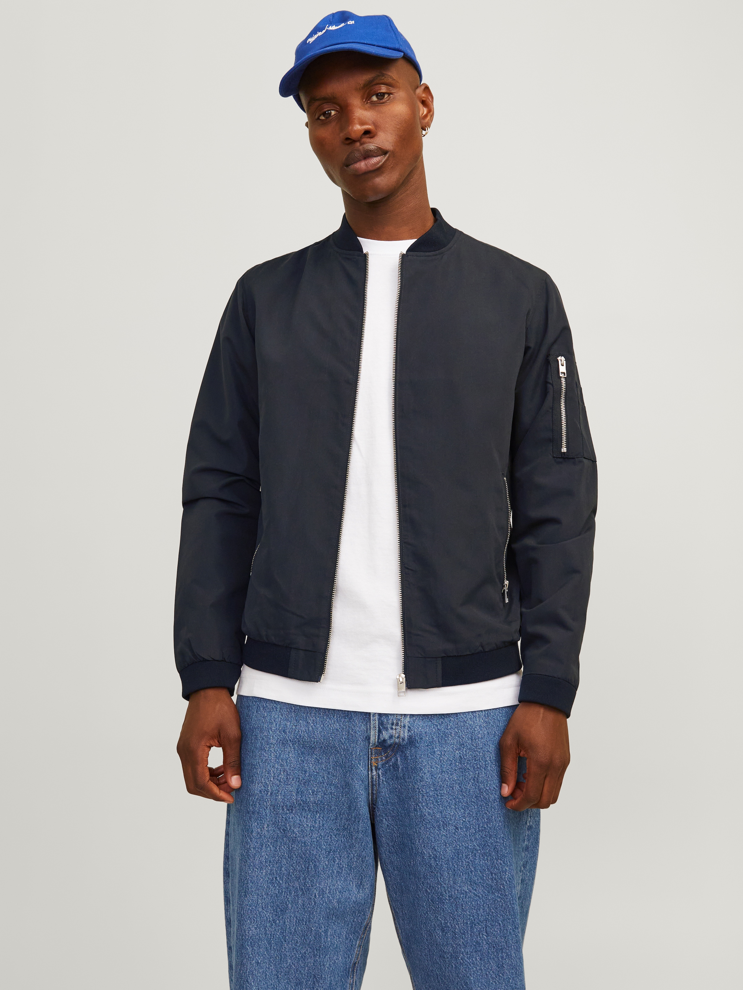 Jack & Jones Blouson »JJERUSH mit Stehkragen und Reissverschlusstaschen« ohne Kapuze unifarben, modisch, regular fit, Polyester