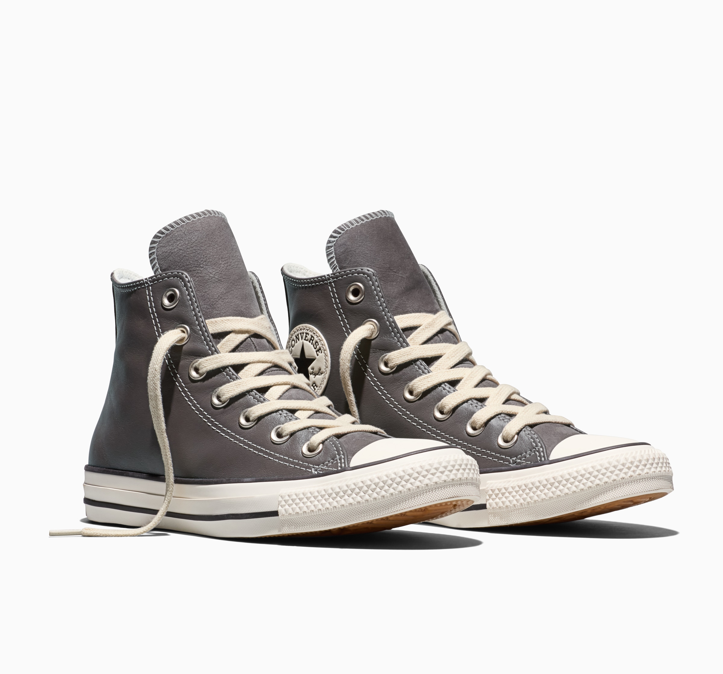 Converse Sneaker »Chuck Taylor All Star«  winterfestes Leder, zwei unterschiedliche farbige Laces inklusive
