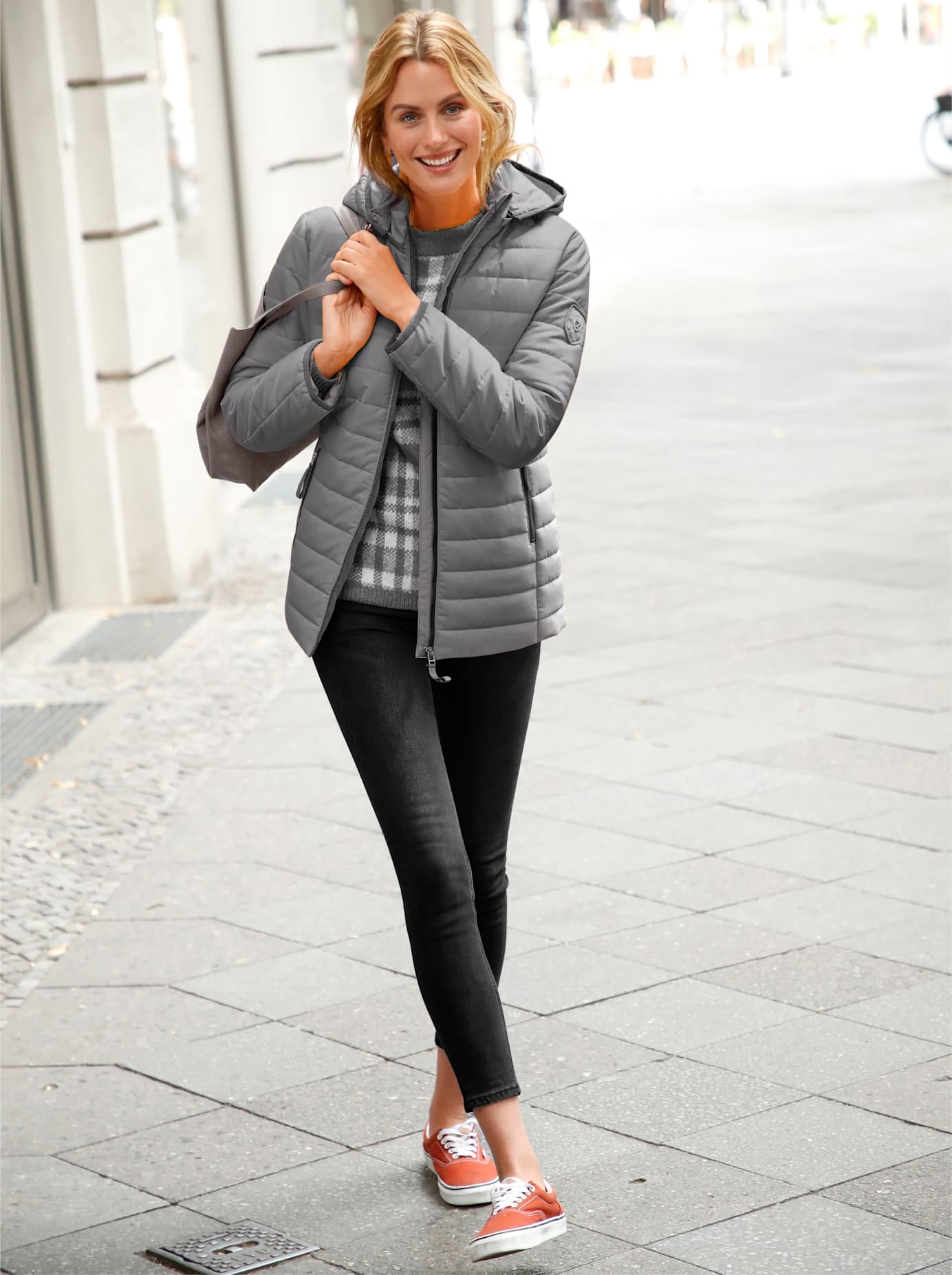 Casual Looks Steppjacke mit Kapuze