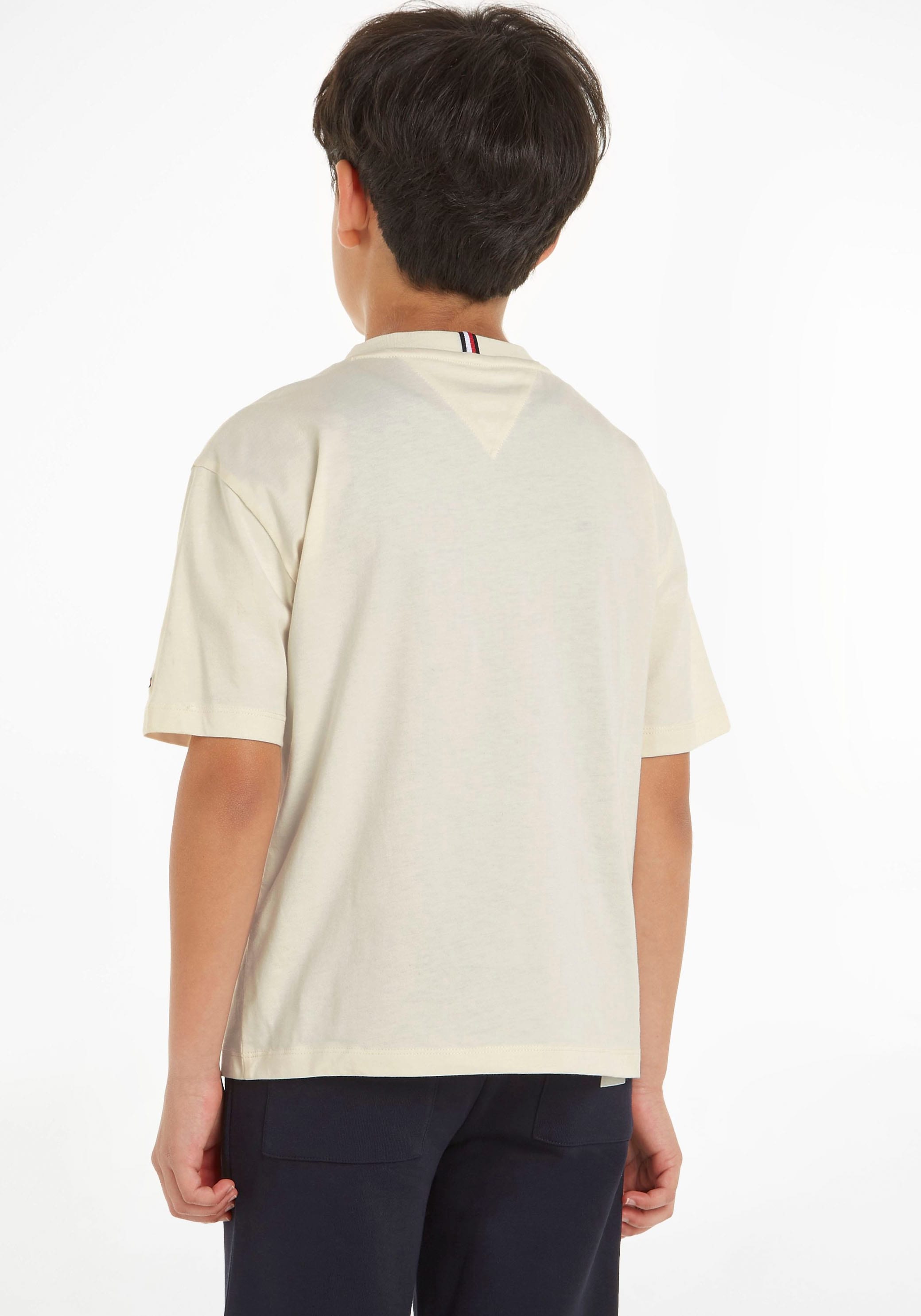 Tommy Hilfiger T-Shirt »U MONOTYPE TEE S/S«, mit grosser Logo-Stickerei