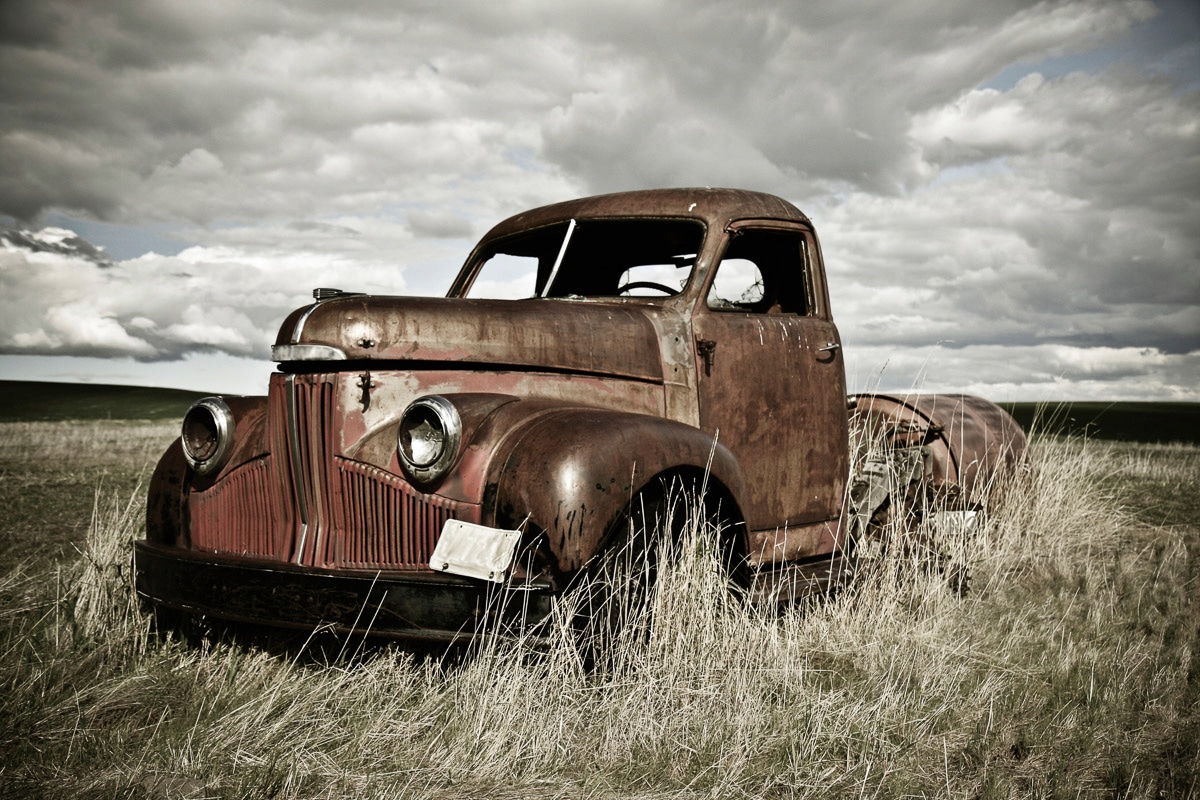 Image of Papermoon Fototapete "Altes Auto"