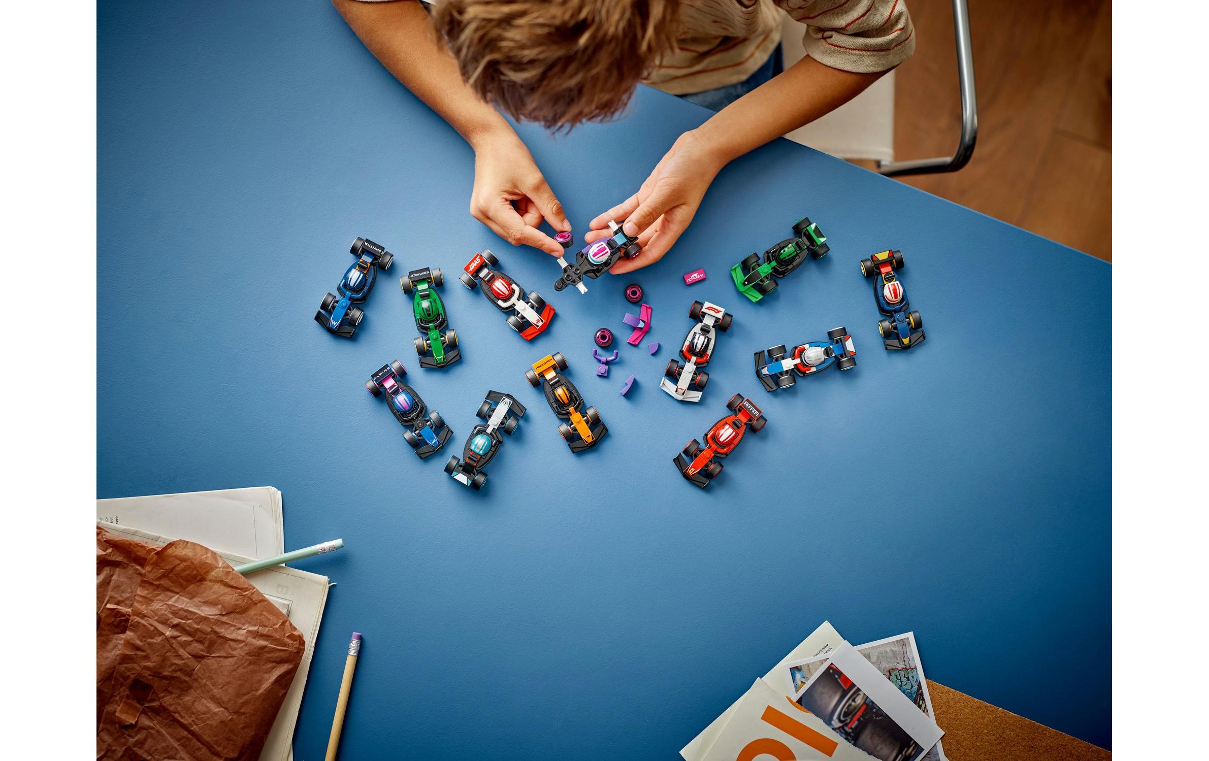 LEGO® Spielbausteine »Minifigures F1 Rennwagen zum Sammeln 71049«