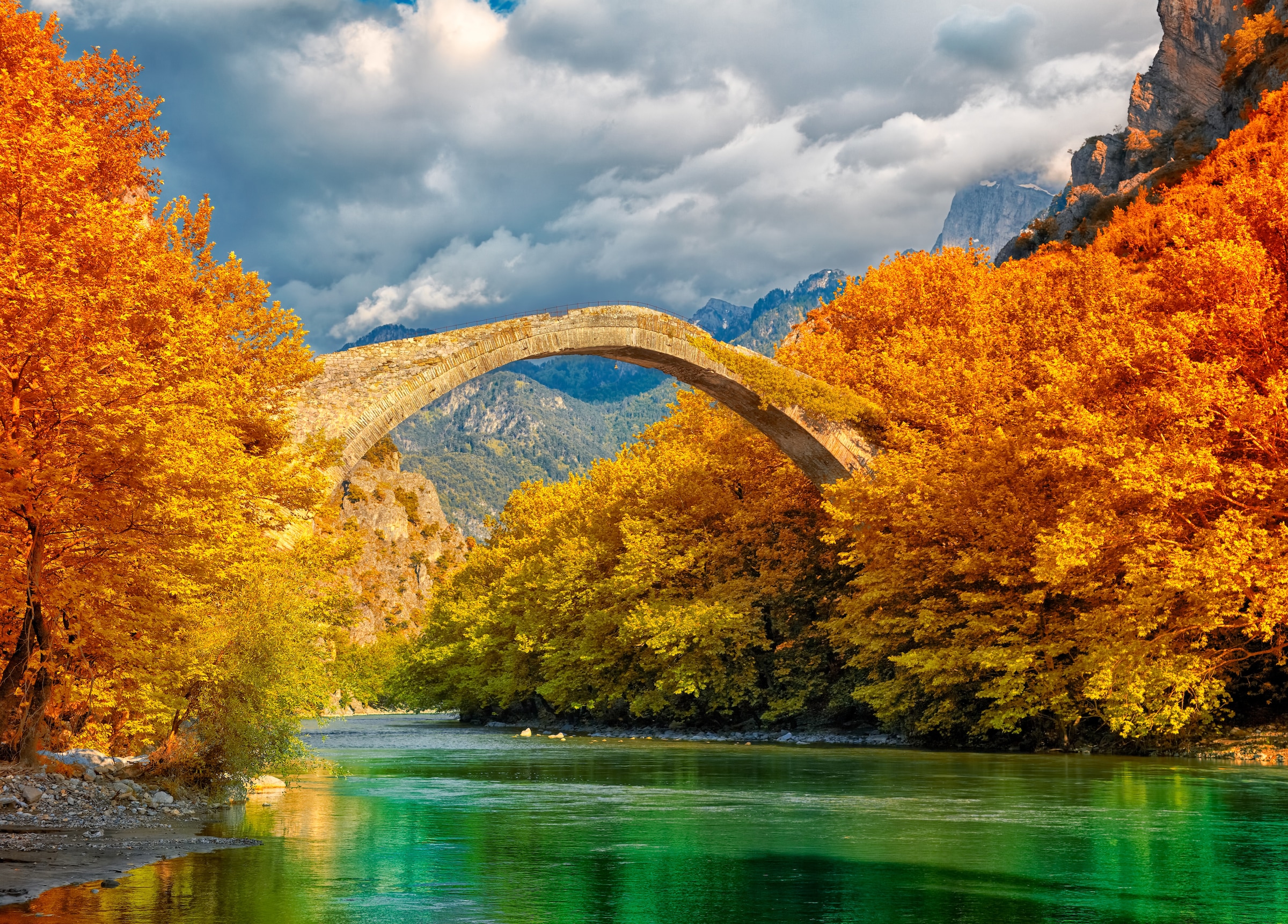 Image of Papermoon Fototapete "Konitsa Bridge Aoos River" glatt