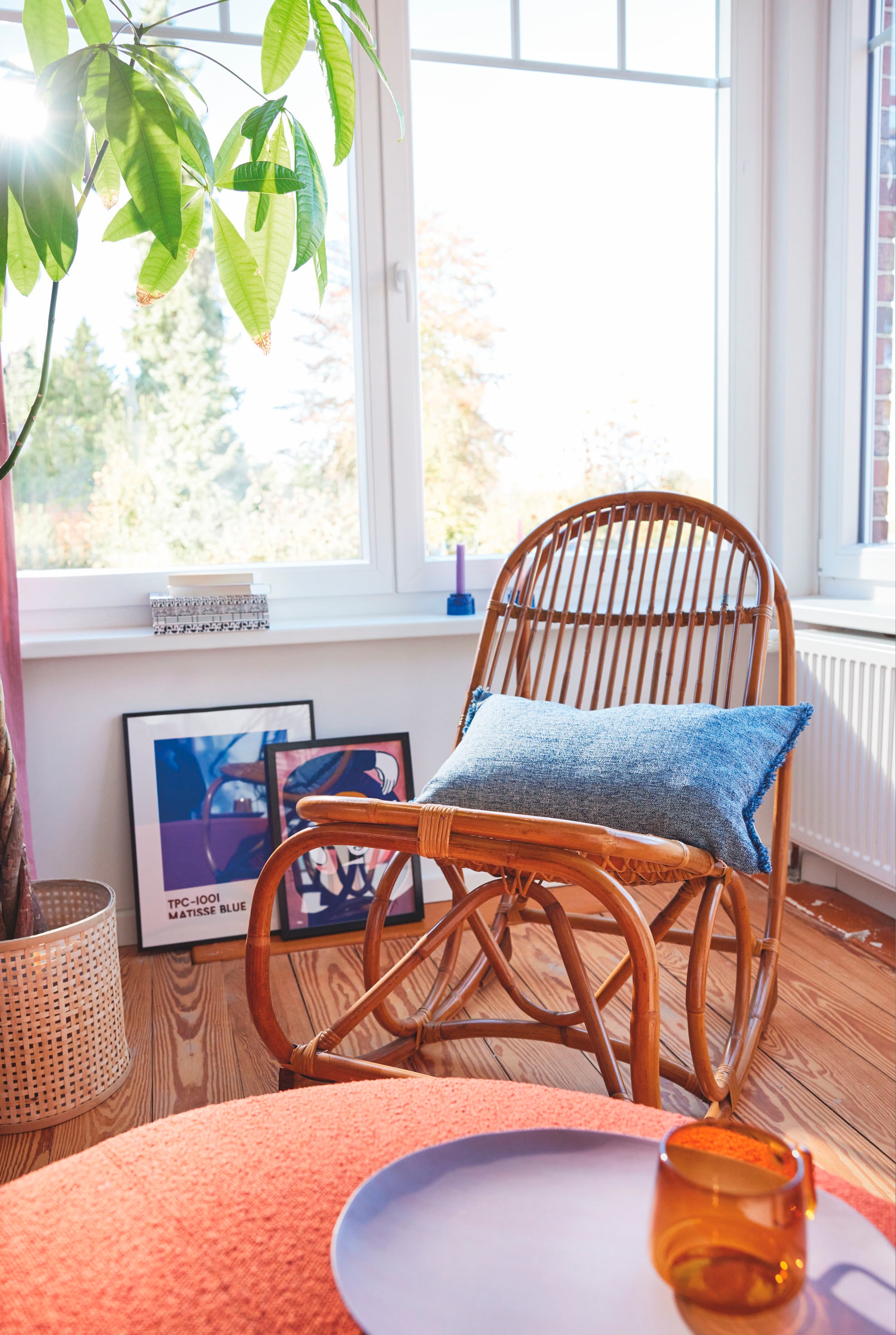 SIT Schaukelstuhl »Kampala aus naturbelassenem Rattan mit Metallmanschette« () Rattan-Schaukelstuhl mit natürlicher Optik