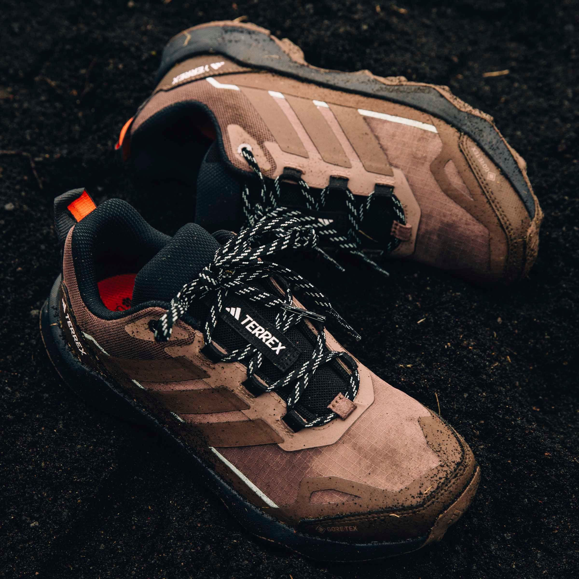 adidas TERREX Wanderschuh »TERREX SKYCHASER AX5 GORE-TEX E«, wasserdicht