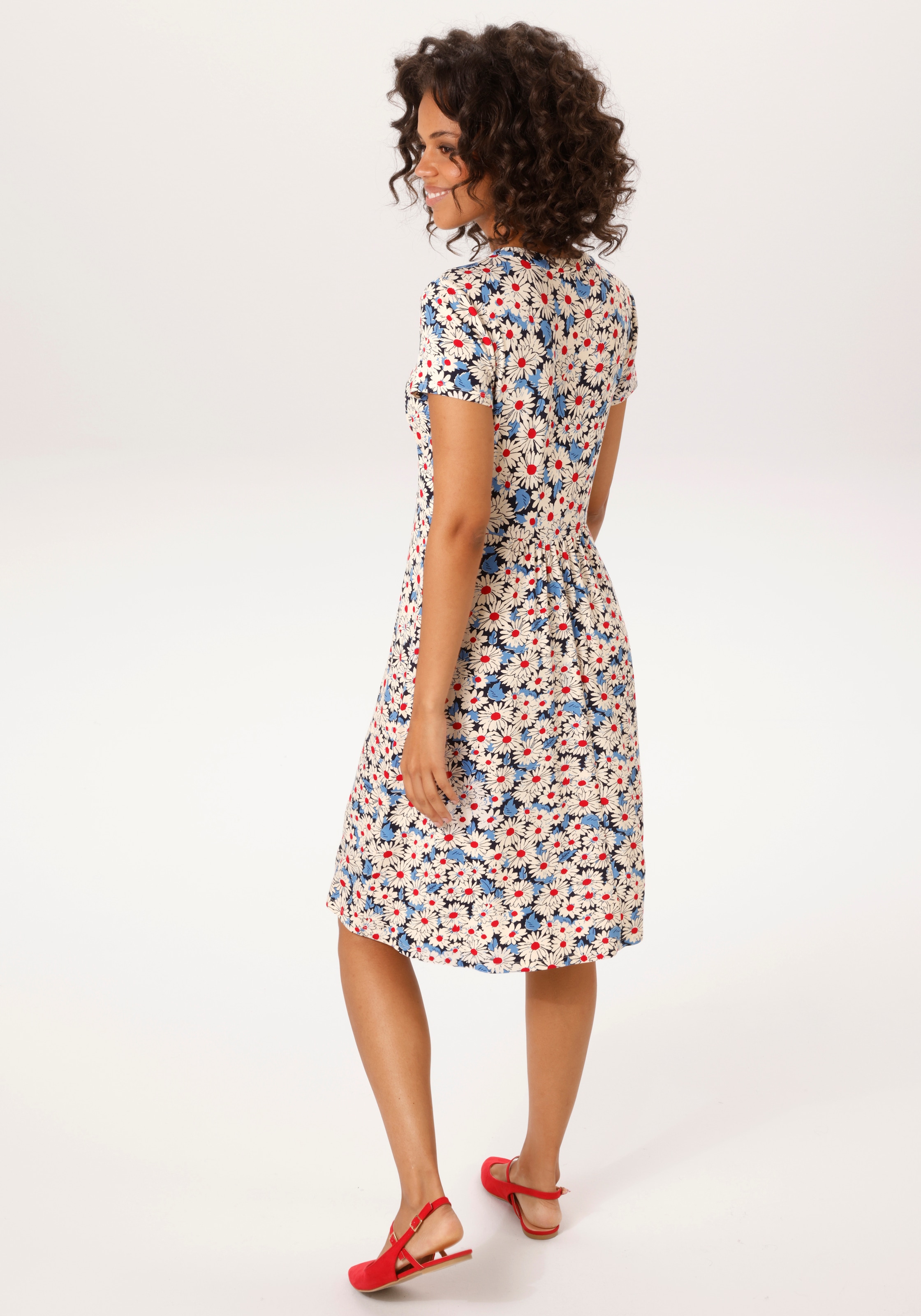 Aniston CASUAL Sommerkleid , allover mit Blüten bedruckt - NEUE KOLLEKTION