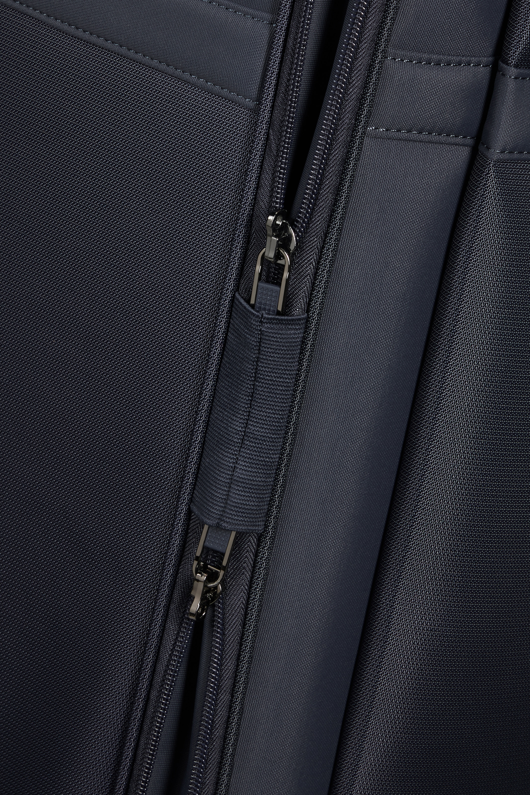 Samsonite Weichgepäck-Trolley »AIREA, verschiedene Grössen und Farben«, 4 Rollen, Weichschalen-Koffer Reisekoffer mit Volumenerweiterung bei M/L