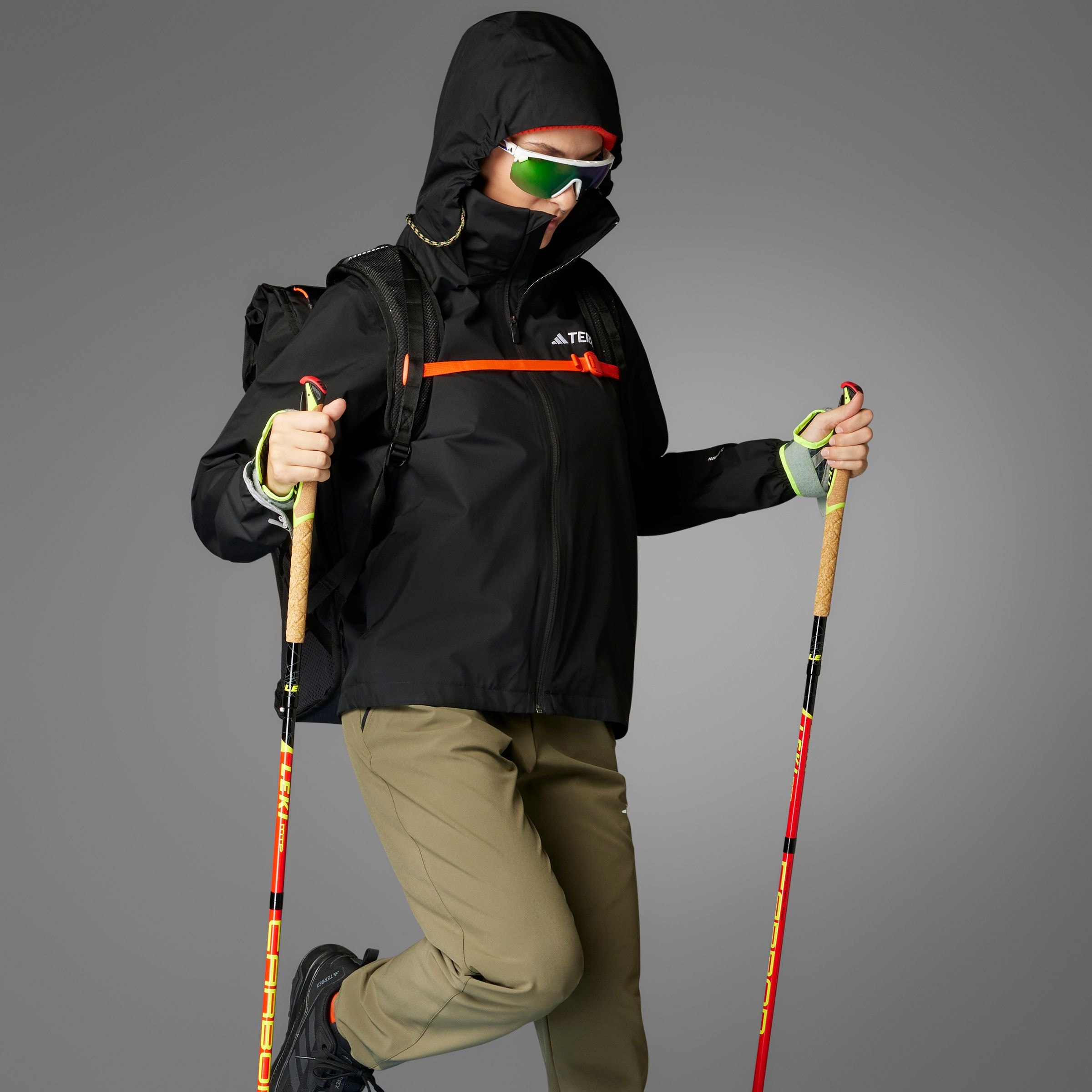 adidas TERREX Outdoorjacke »W MT ESS 2L R J«