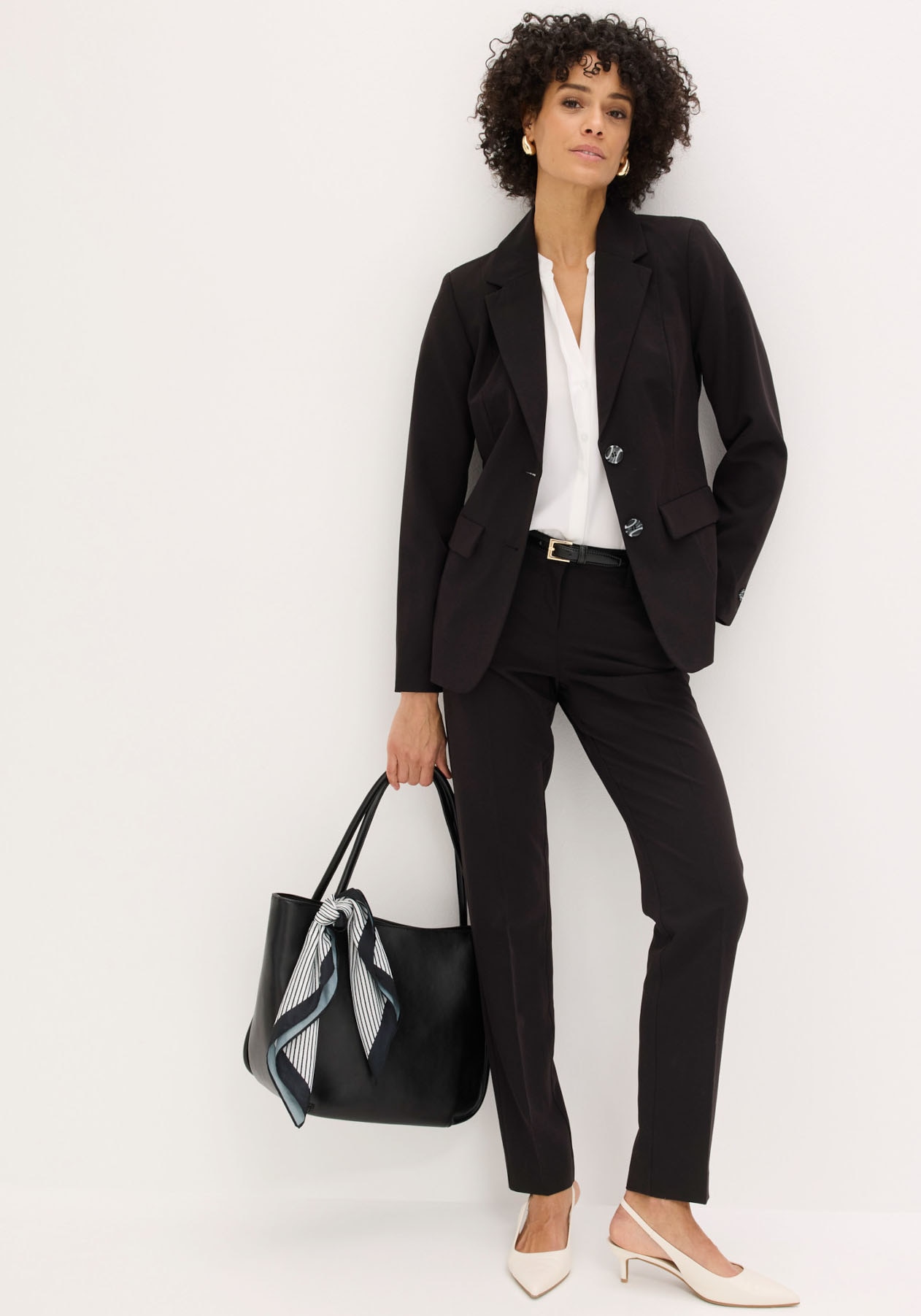 bonprix Hosenanzug »Hosenanzug 2-tlg« Set, 2er, 2 tlg. regular fit Regular Fit, mit Elasthan-Anteil, verschiedene Konfektionsgrössen
