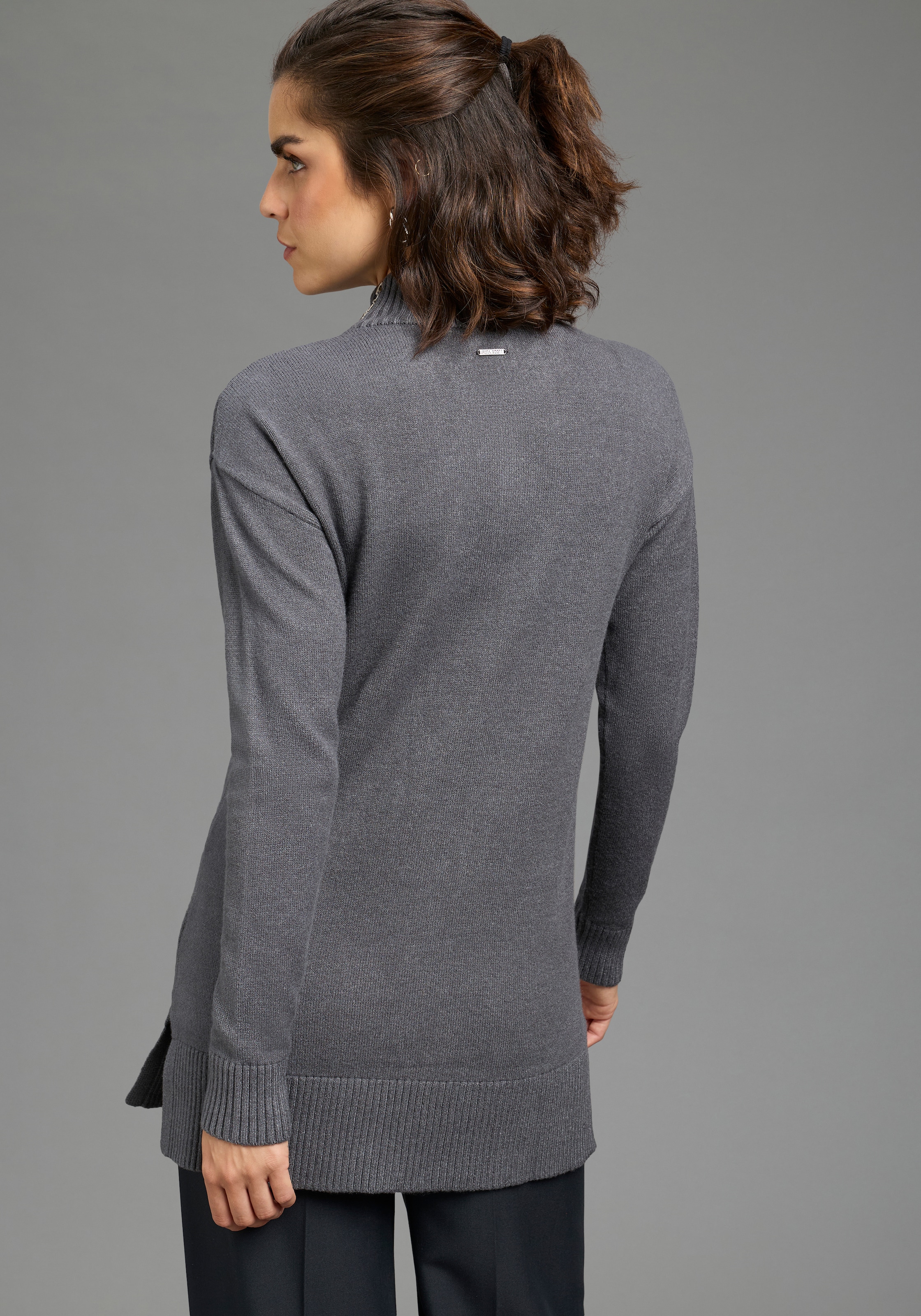 Laura Scott Strickpullover »mit Stehkragen und Reissverschluss, lässig geschnitten« mit Stern-Design