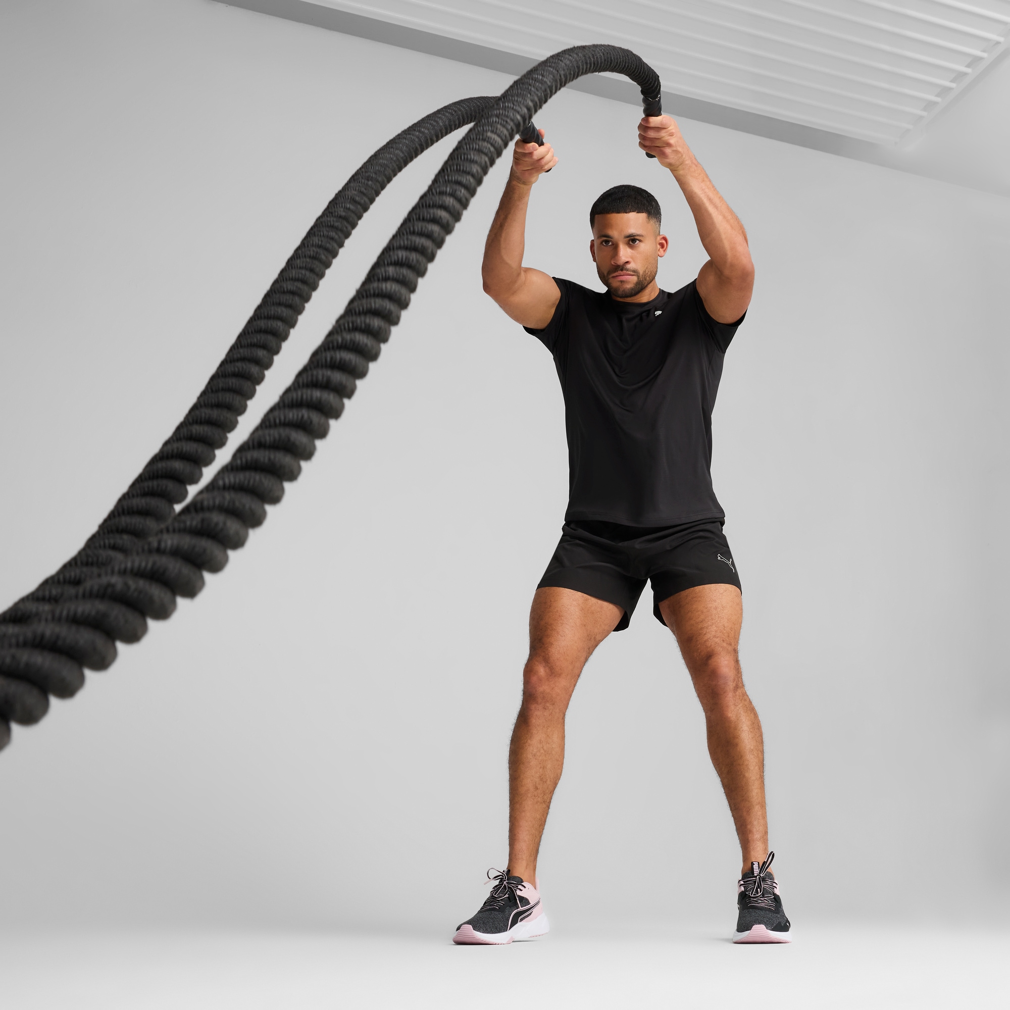 PUMA Trainingsshirt »M TAD ESSENTIAL POLY TEXTURE TEE« Trainings-T-Shirt, mit Rundhalsausschnitt, mit Kurzarm