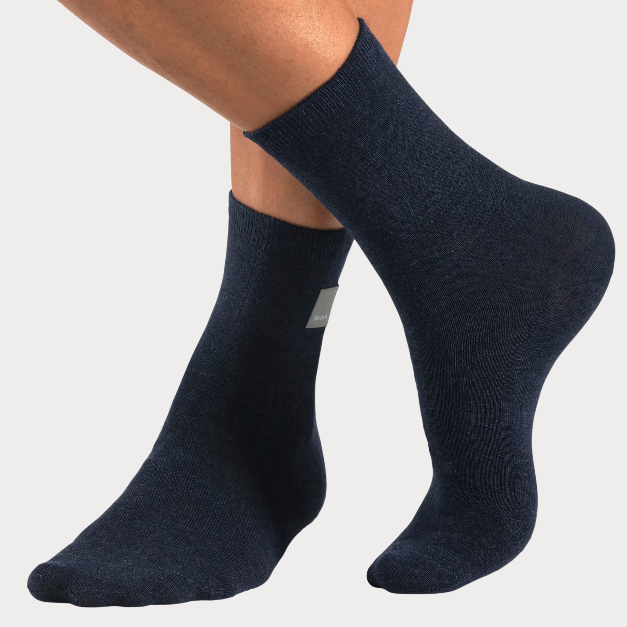 Bench. Basicsocken, (Packung, 4 Paar), mit Weblabel